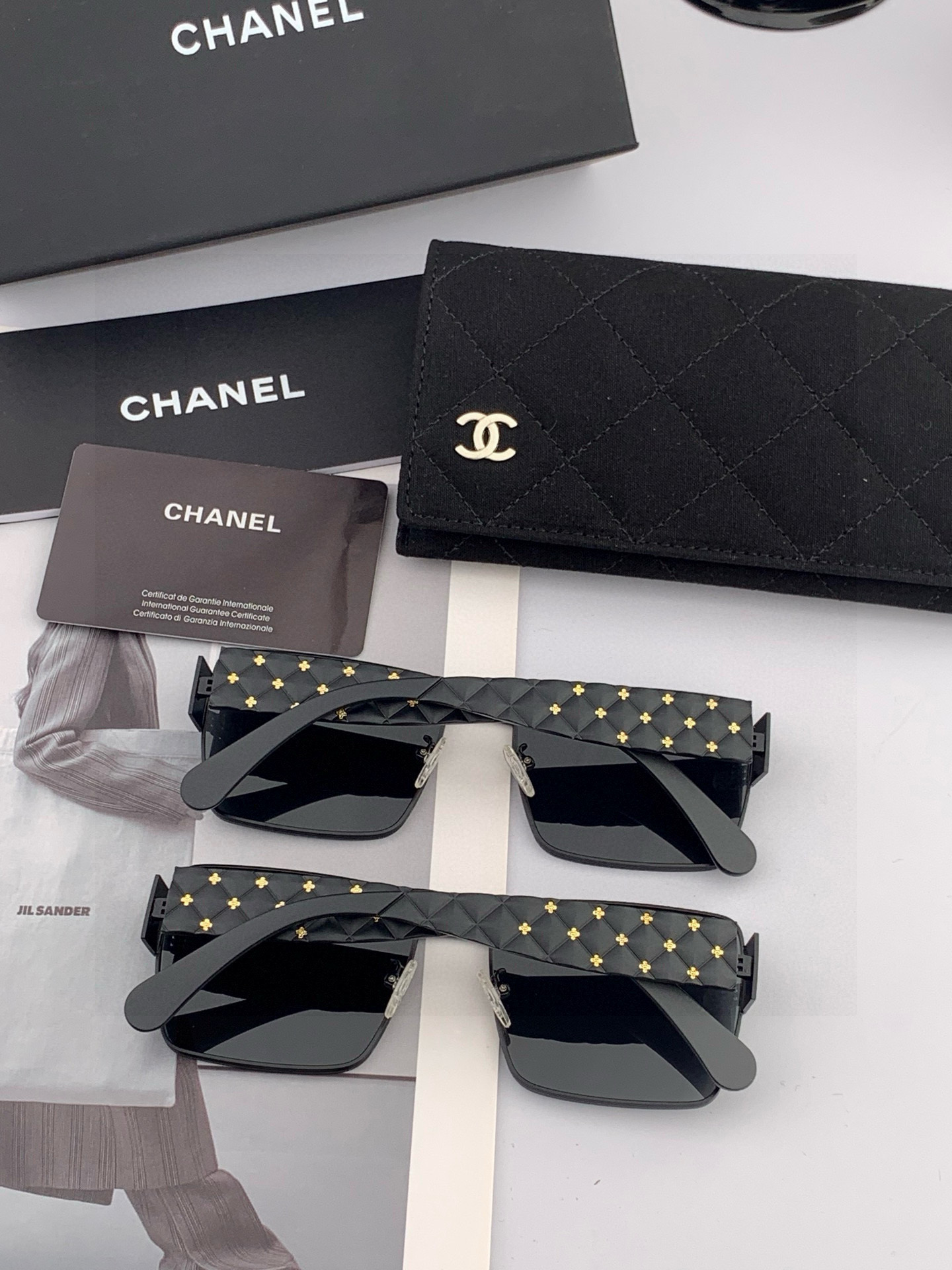 🔺 【香奈儿-尼龙偏光太阳镜】2025开春新款 潮流爆款 时尚尼龙偏光太阳镜 高品质 佩戴舒适 网红潮款