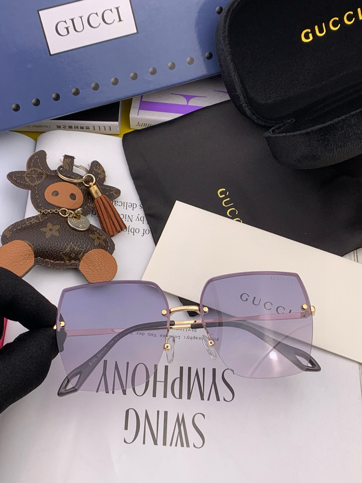 【CHANEL】香奈儿 潮流爆款 时尚大框太阳镜 佩戴舒适 网红潮款墨镜 ♥️♥️型号：CH5819