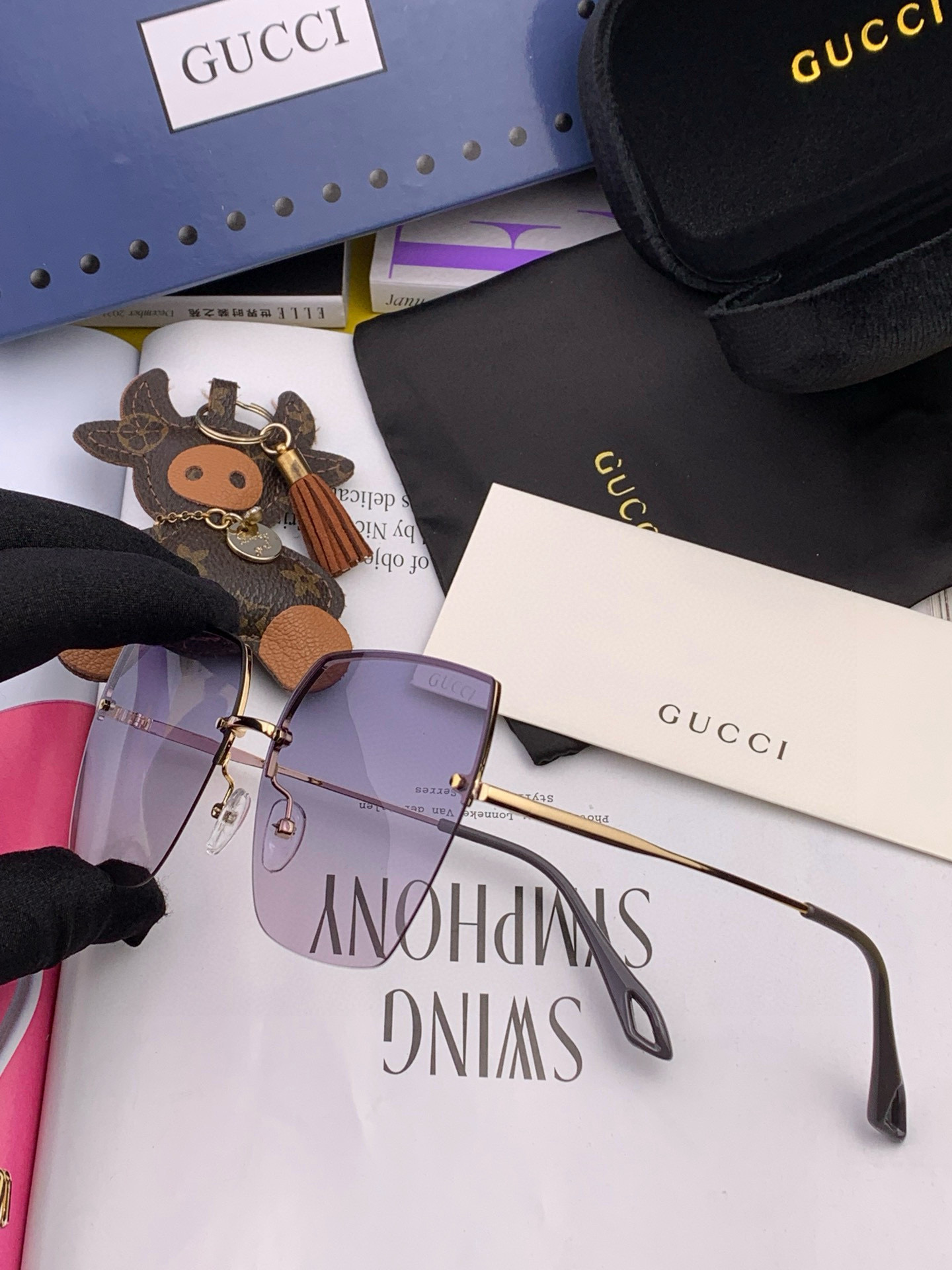 【CHANEL】香奈儿 潮流爆款 时尚大框太阳镜 佩戴舒适 网红潮款墨镜 ♥️♥️型号：CH5819