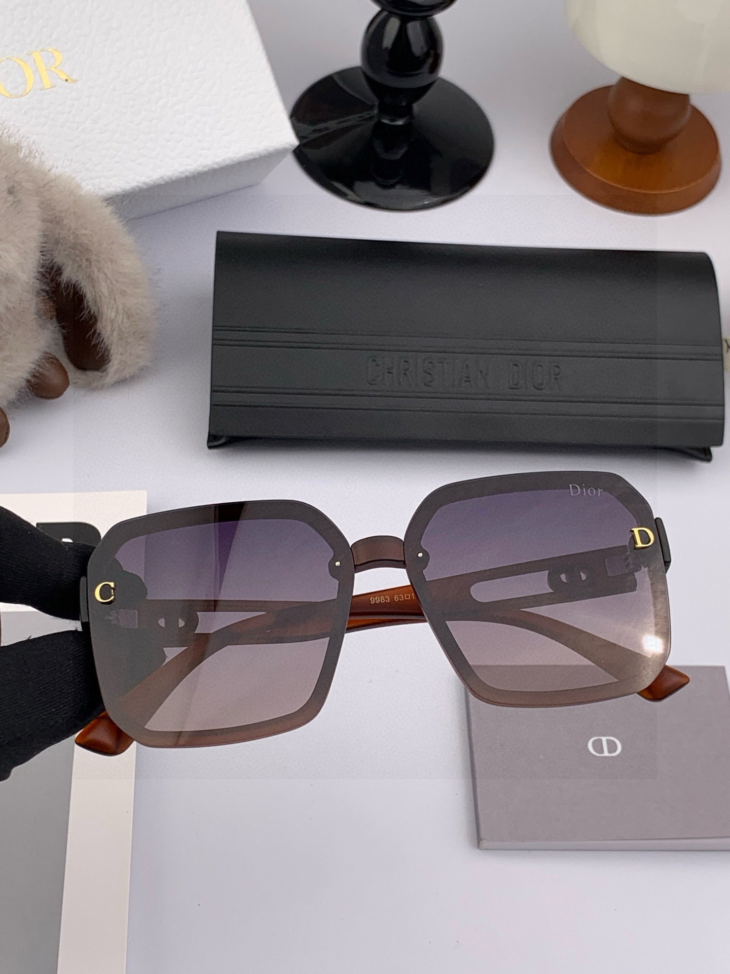 TR版本-偏光【独家大牌太阳镜无滤镜‼实拍上架 Dior官网最新发布新款太阳镜🕶，注意⚠我们是高清镜片，