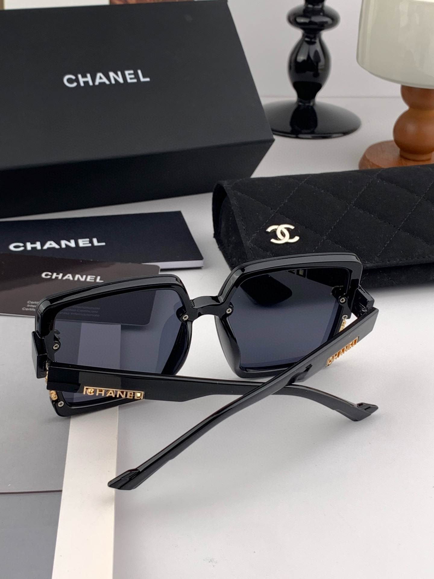 🔺CHANEL🔻2025官方早春新款，众多明星同款[色]香奈儿‼️‼️新款大框墨镜 ，🌈🌈宝丽来超清太阳