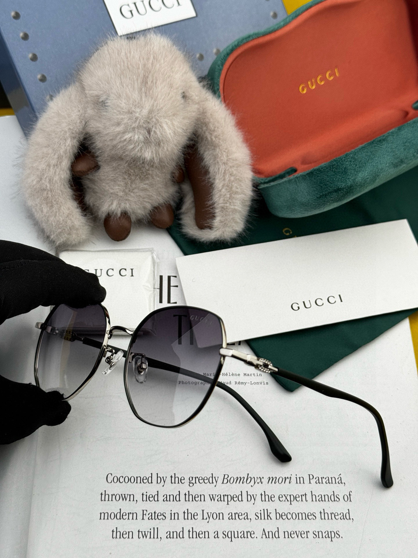 Gucci 。 高品质男女款墨镜 👍 进口宝丽来偏光镜片 。蛤蟆镜 开车钓鱼都可 。百搭显瘦墨镜韩版男士