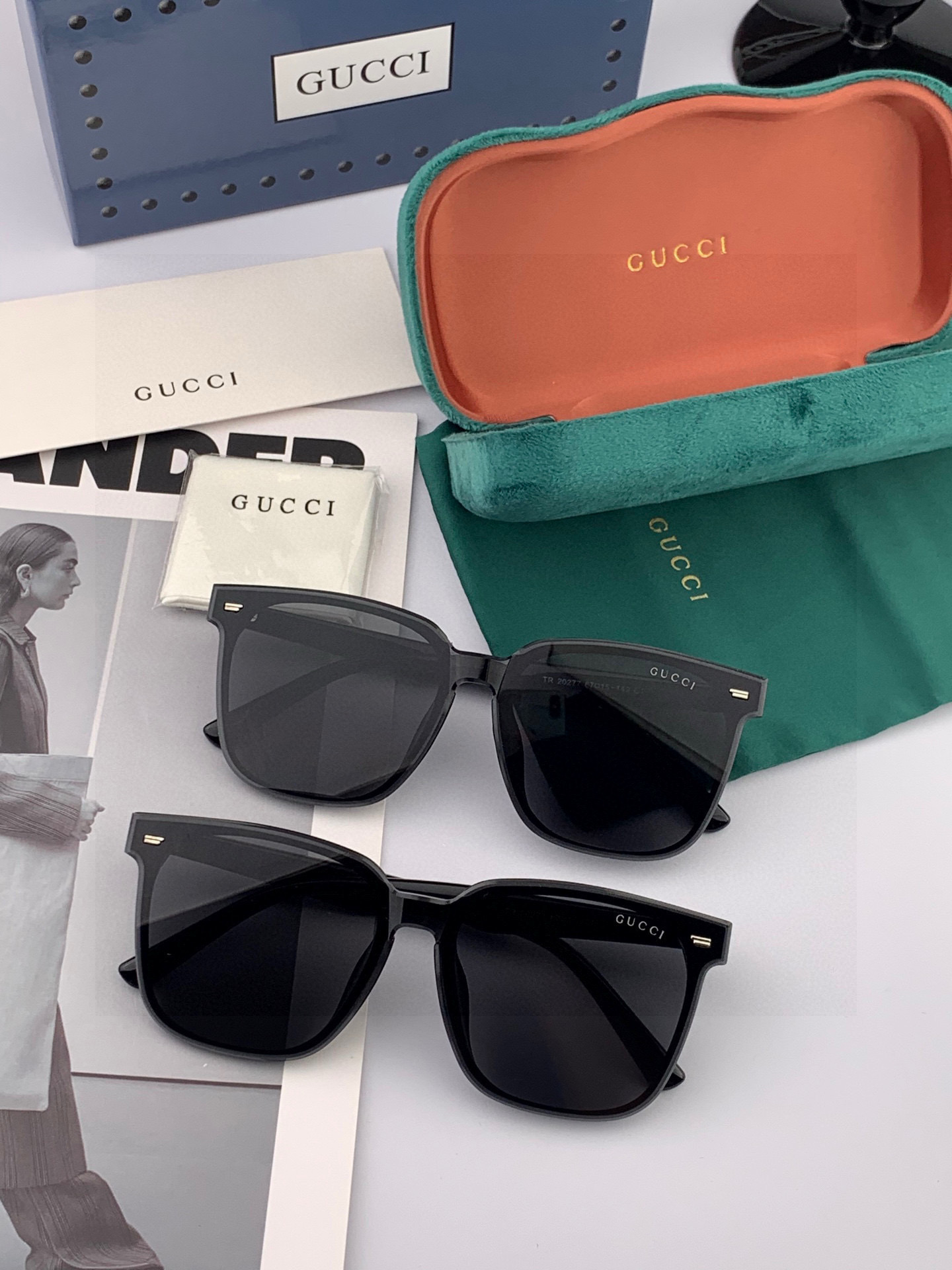 🔺 【GUCCI-尼龙太阳镜】2025开春新款 潮流爆款 时尚方框连体太阳镜 高品质 佩戴舒适 网红潮款