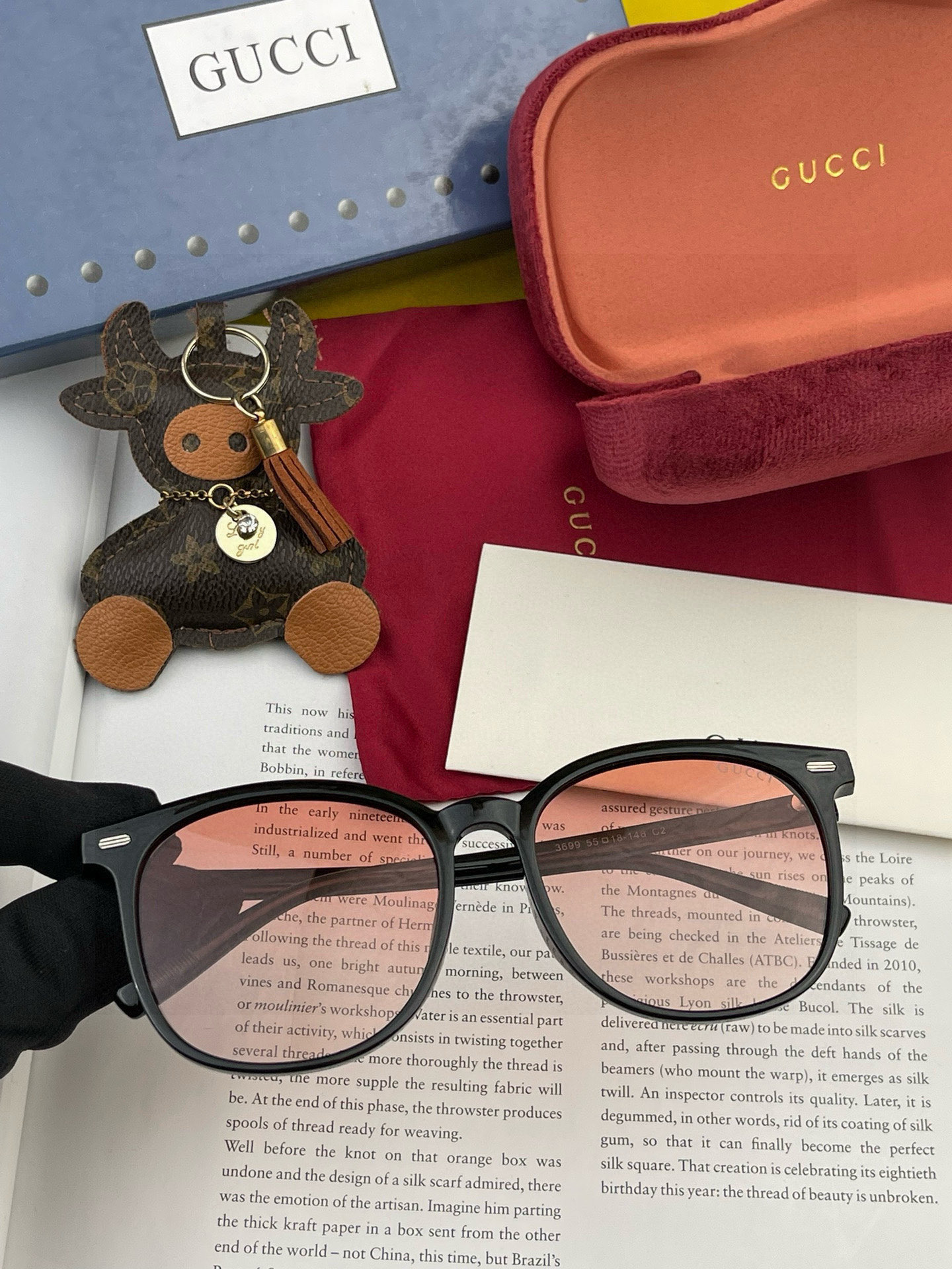 【TR偏光系列】Gucci 经典的圆框设计，情侣款不挑脸型，无论搭配大衣还是连衣裙都非常显气质偏光镜片预