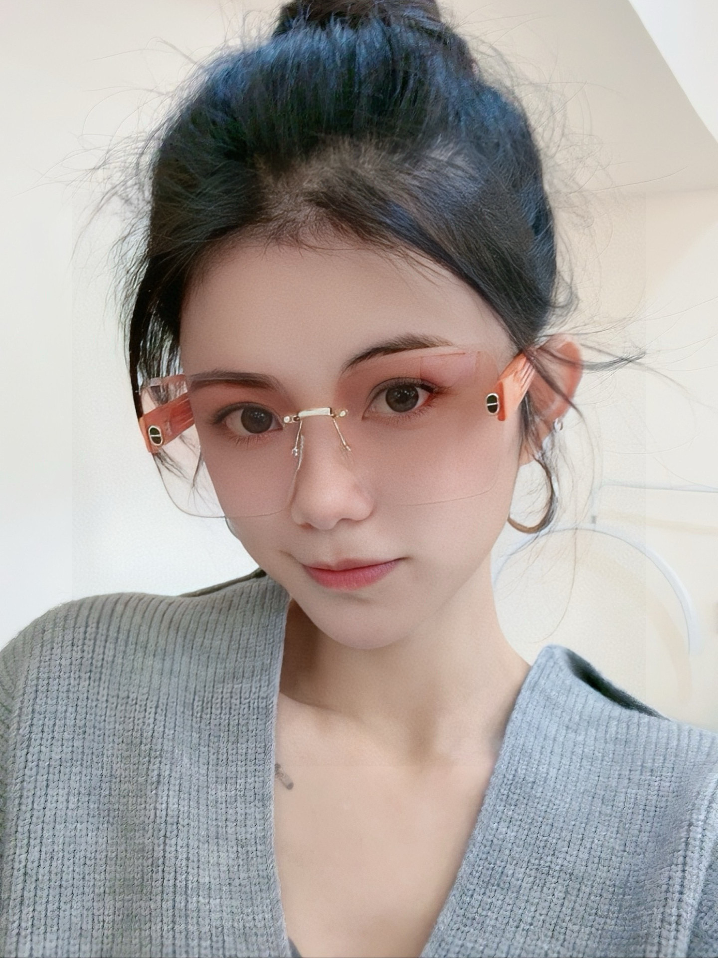 🔺 【GUCCI】2025开春新款 潮流爆款 时尚方框偏光太阳镜 高品质 佩戴舒适 网红潮款墨镜 女士高