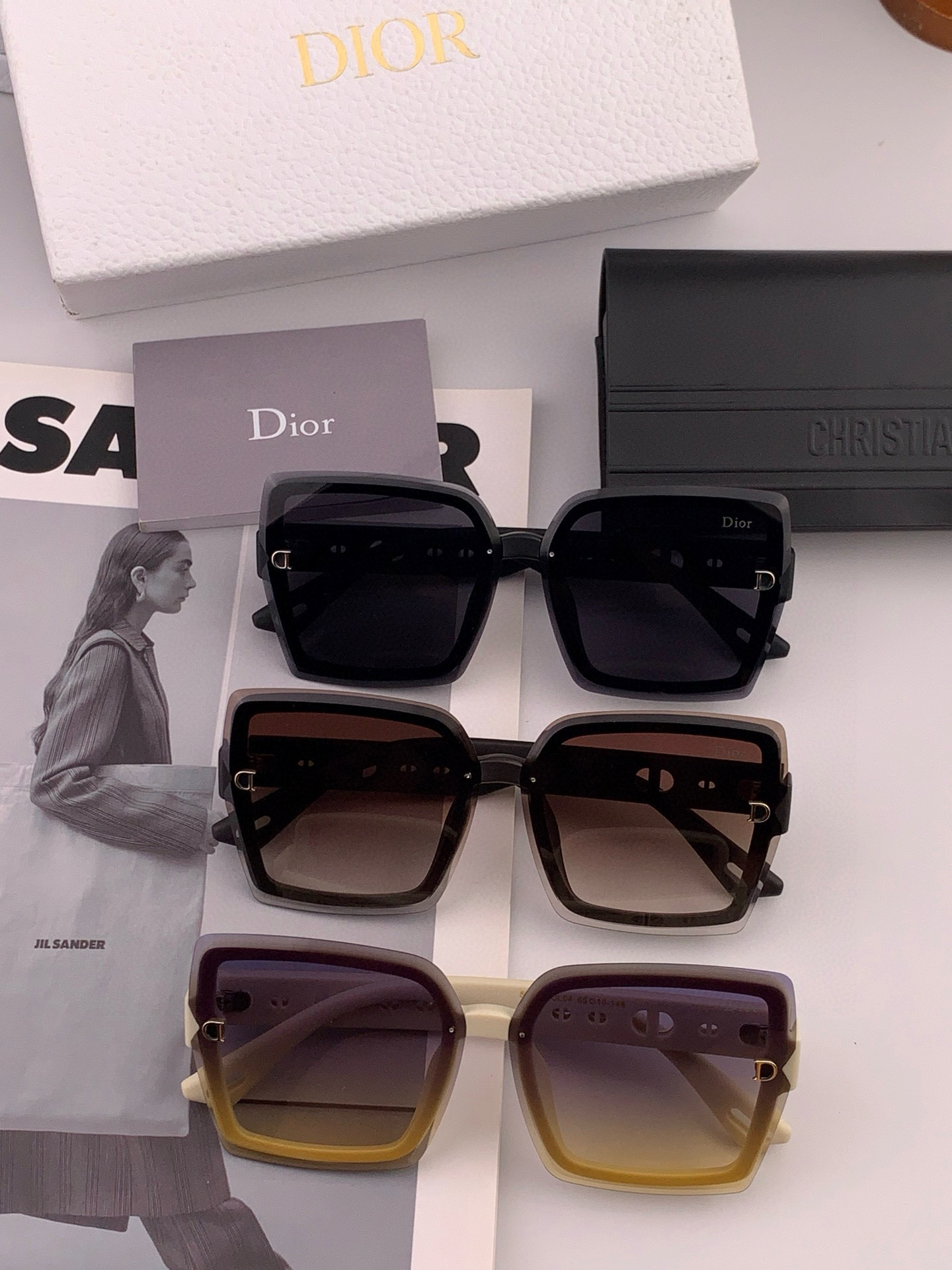 🔺 【DIOR-迪奥】2025开春新款 潮流爆款 时尚方框偏光太阳镜 高品质 佩戴舒适 网红潮款墨镜 女