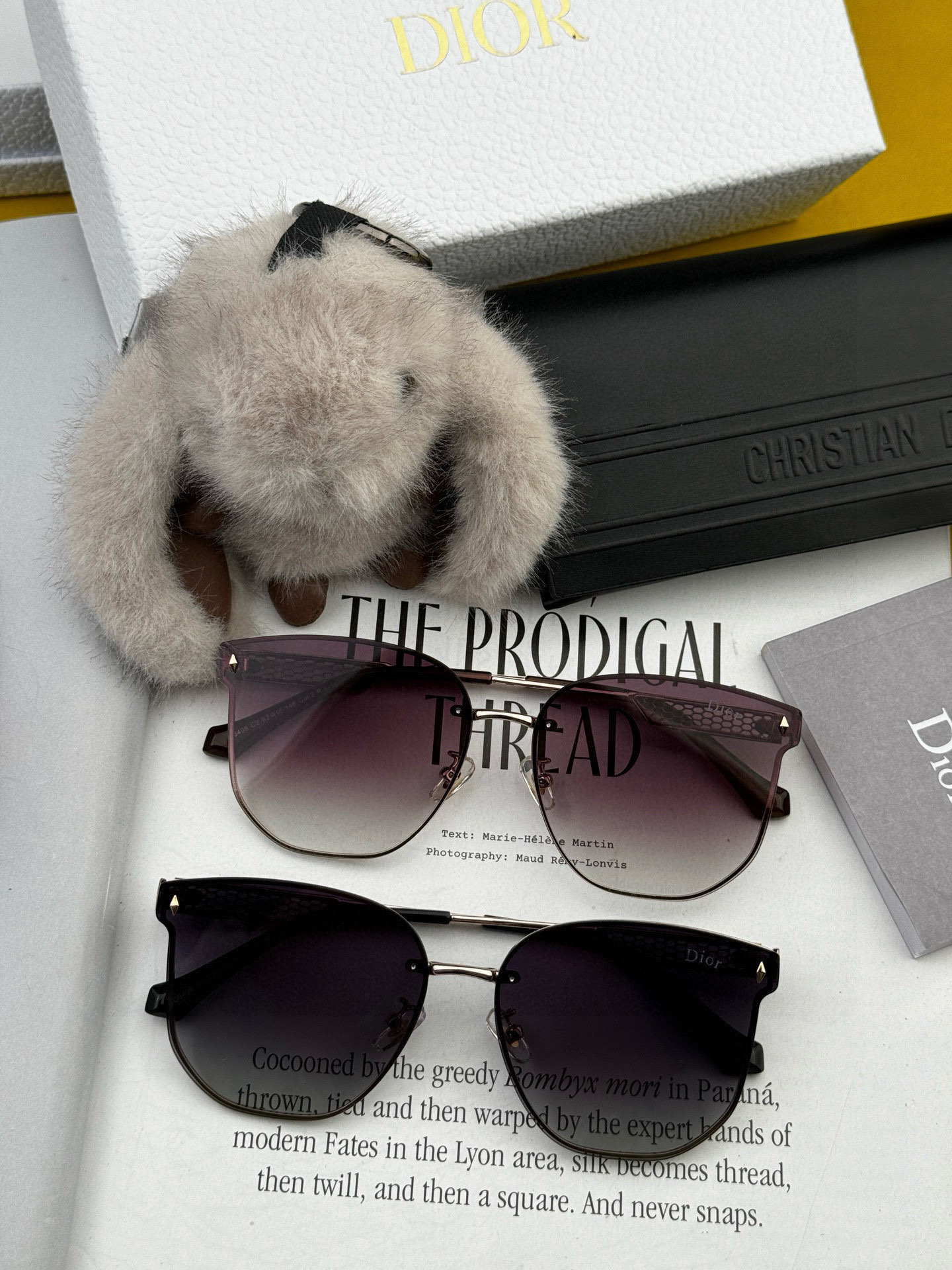 【尼龙偏光系列】DIOR无框太阳镜墨多边形设计，不挑脸型，无论搭配大衣还是连衣裙都非常显气质尼龙偏光镜片