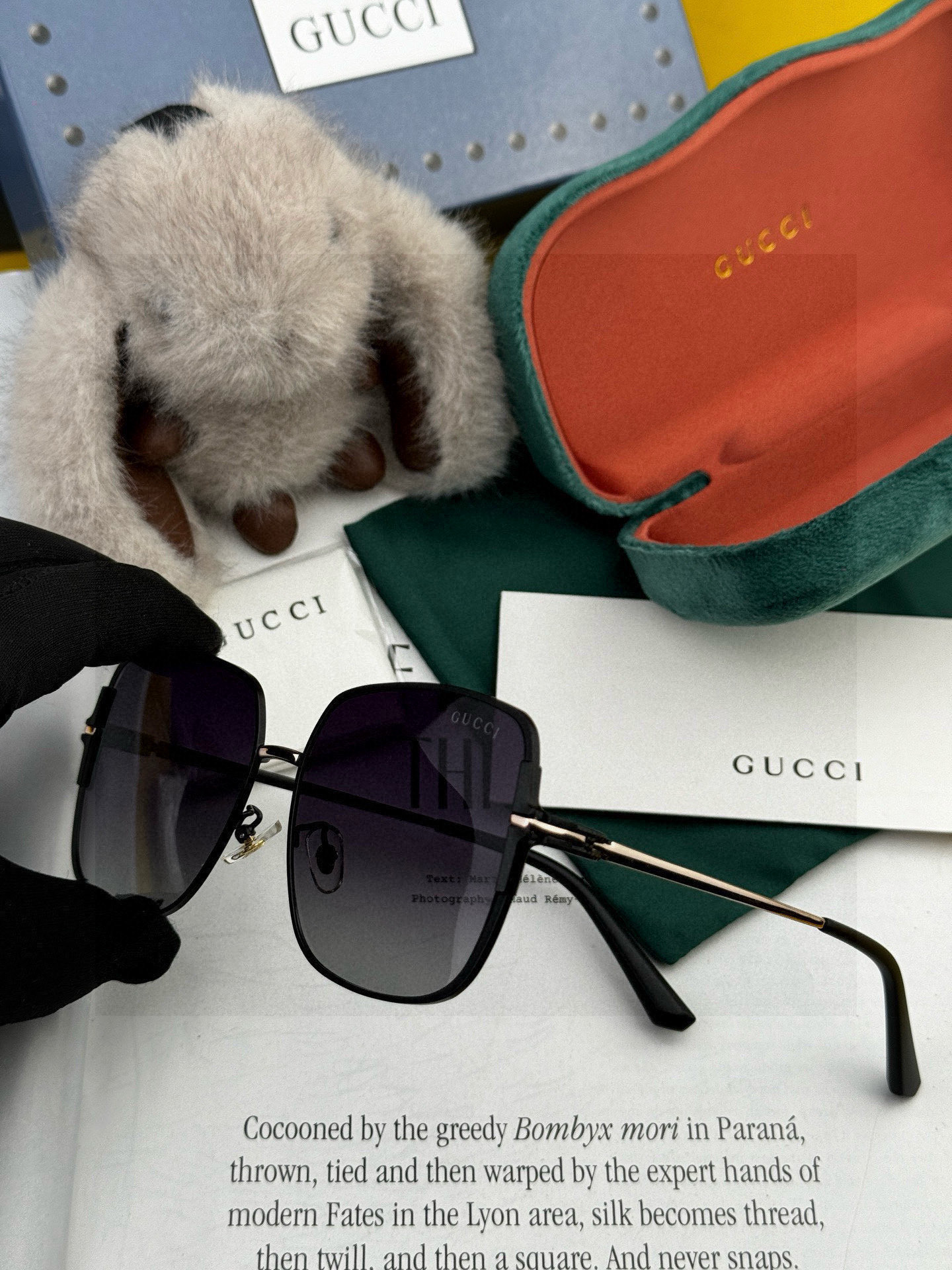 【尼龙偏光系列】GUCCI太阳镜墨圆框设计，不挑脸型，无论搭配大衣还是连衣裙都非常显气质尼龙偏光镜片预防