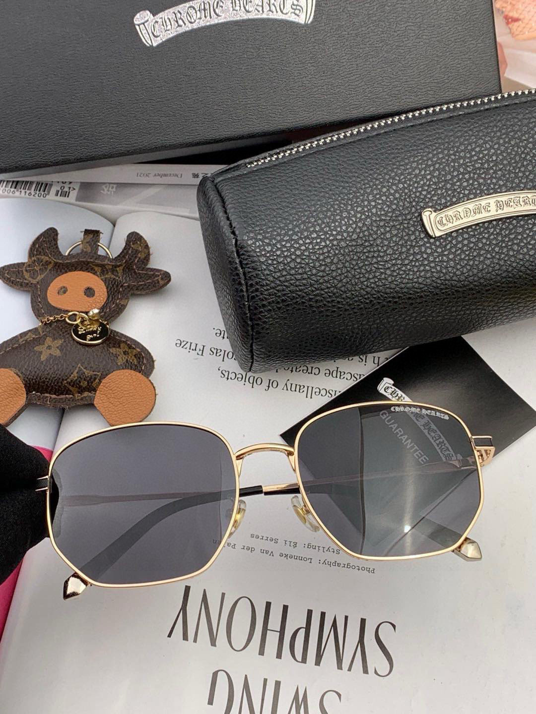 CHROME HEART 克罗心新款太阳眼镜 太阳镜墨镜 风镜设计理念！ KLX3861