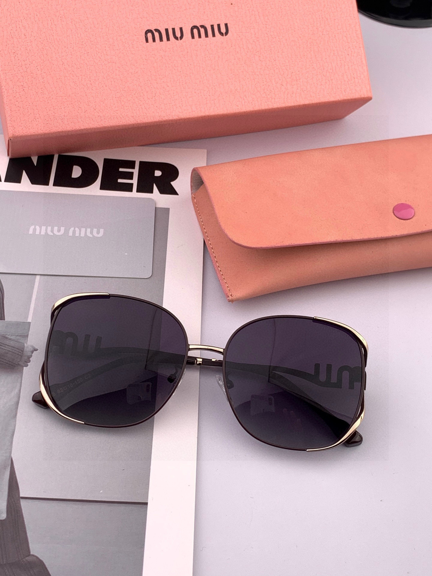 MIUMIU/缪缪🖇🖇2025开春新款🌟闪耀新款璀璨登台 ❤❤太阳镜潮品 精致个性设计简约时尚 专柜品质