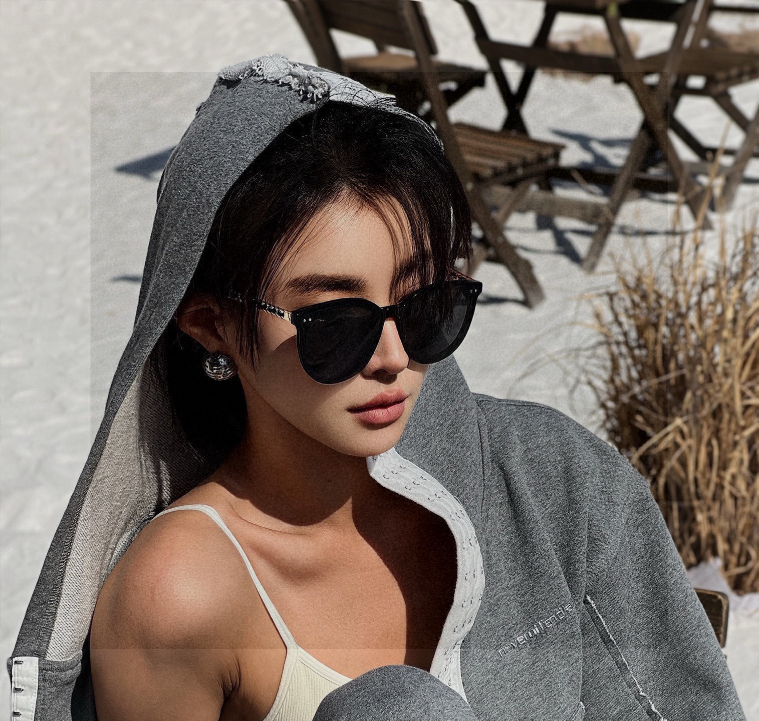 香奈儿2025 开春新款大框太阳镜男女同款 😎 爆款大框尼龙太阳镜 超逼格超酷 镜腿品牌设计感强 nic