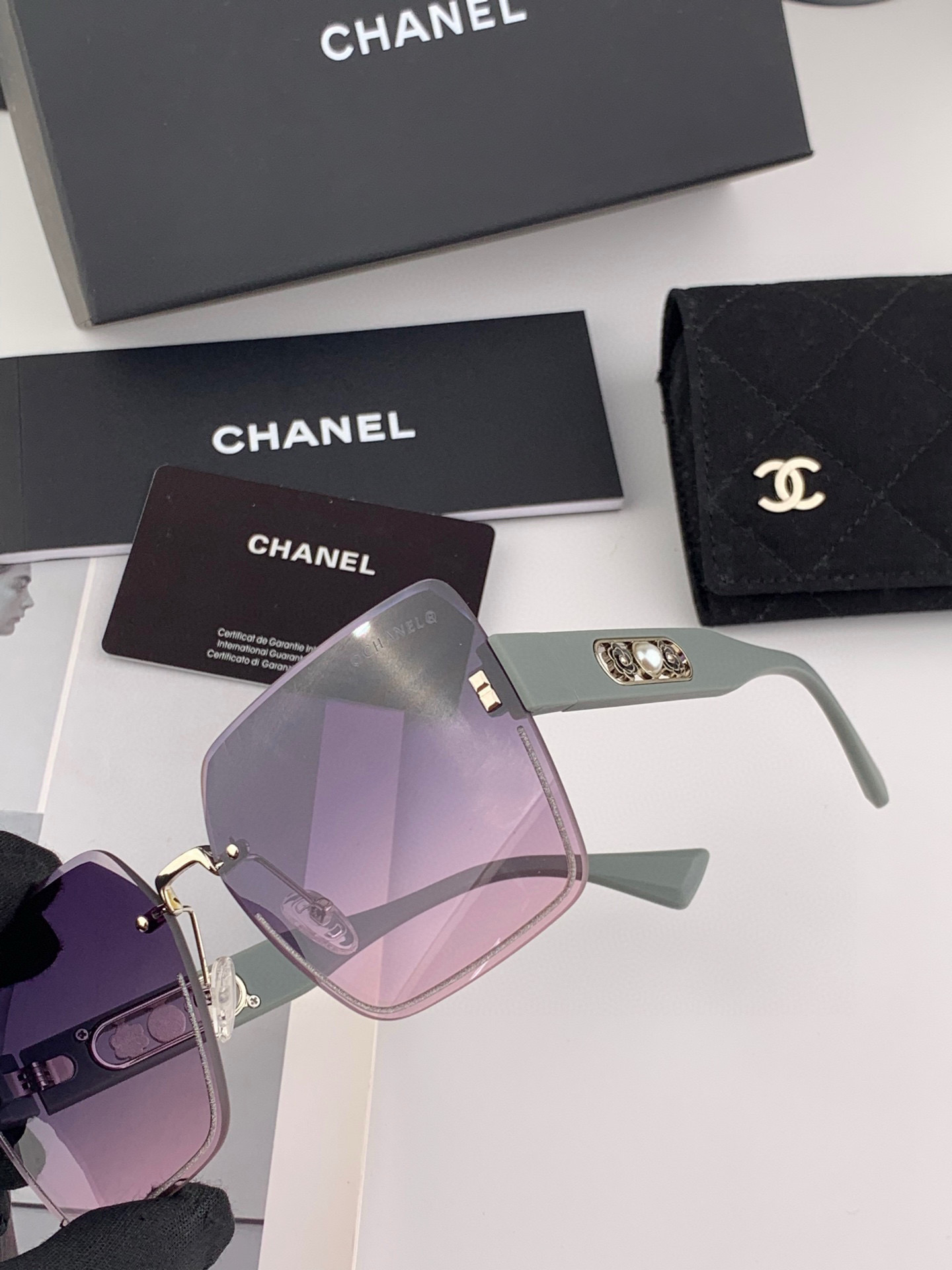 🔺 【香奈儿】2025开春新款 潮流爆款 时尚方框太阳镜 高品质 佩戴舒适 网红潮款墨镜 女士高清加厚太