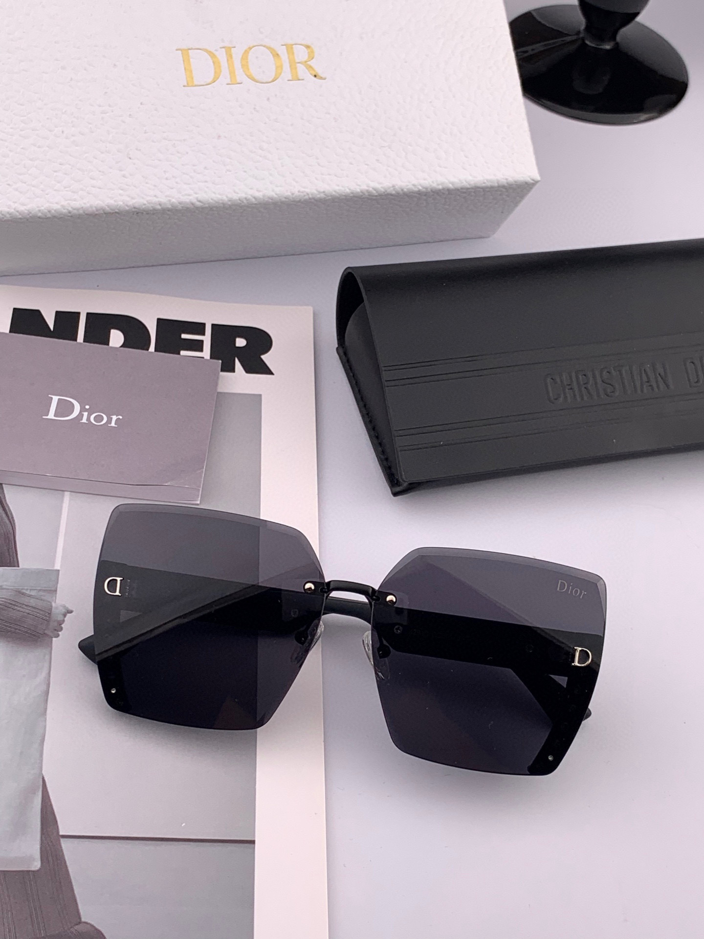 🔺 【DIOR-迪奥】2025开春新款 潮流爆款 时尚方框太阳镜 高品质 佩戴舒适 网红潮款墨镜 女士高