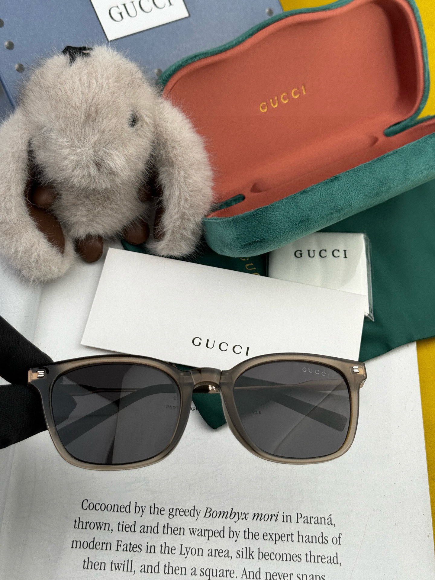 🔺 【GUCCI】2025开春新款 潮流爆款 时尚折叠方框偏光太阳镜 高品质 佩戴舒适 网红潮款墨镜 型