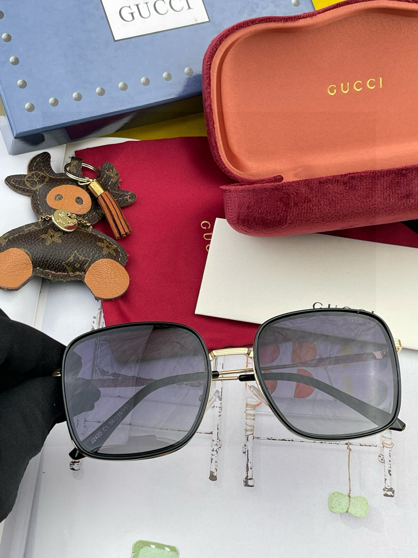 2025新款！新款出货！女士高清加厚偏光太阳镜🕶️ 🎉💍新款GUCCI偏光太阳镜[得意]开车驾驶镜时尚墨