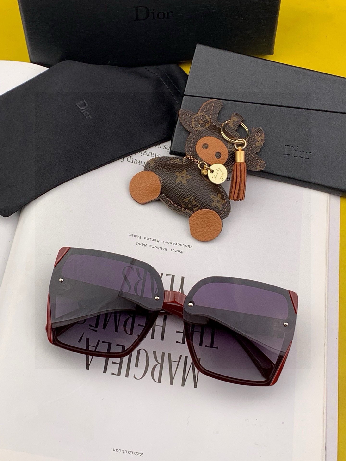 TR版本-偏光【独家大牌太阳镜无滤镜‼实拍上架 Dior官网最新发布新款太阳镜🕶，注意⚠我们是高清镜片 