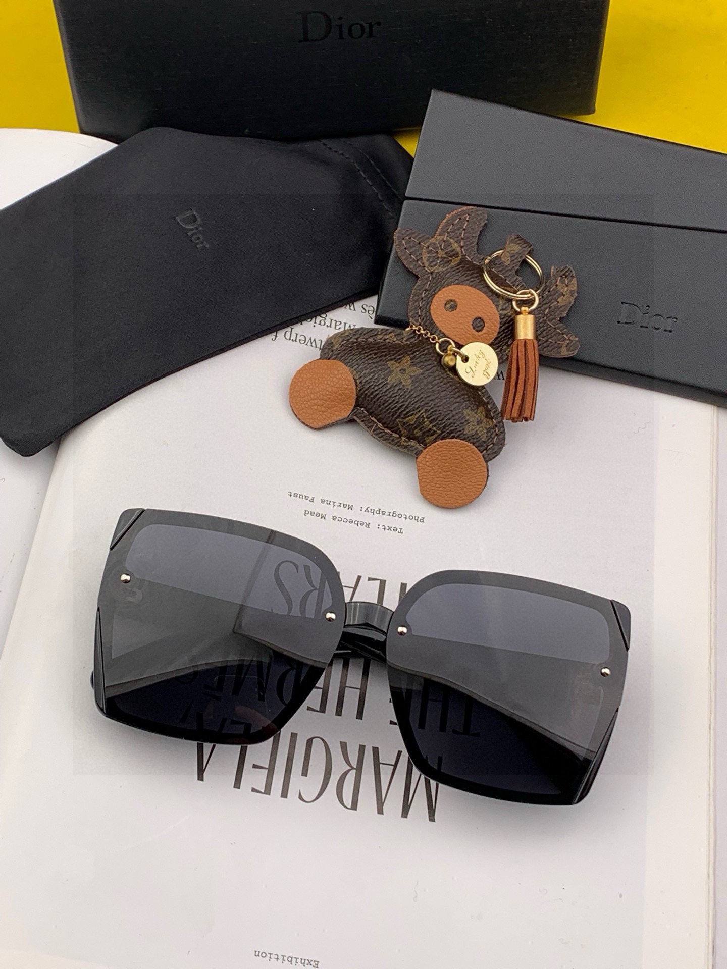 TR版本-偏光【独家大牌太阳镜无滤镜‼实拍上架 Dior官网最新发布新款太阳镜🕶，注意⚠我们是高清镜片 