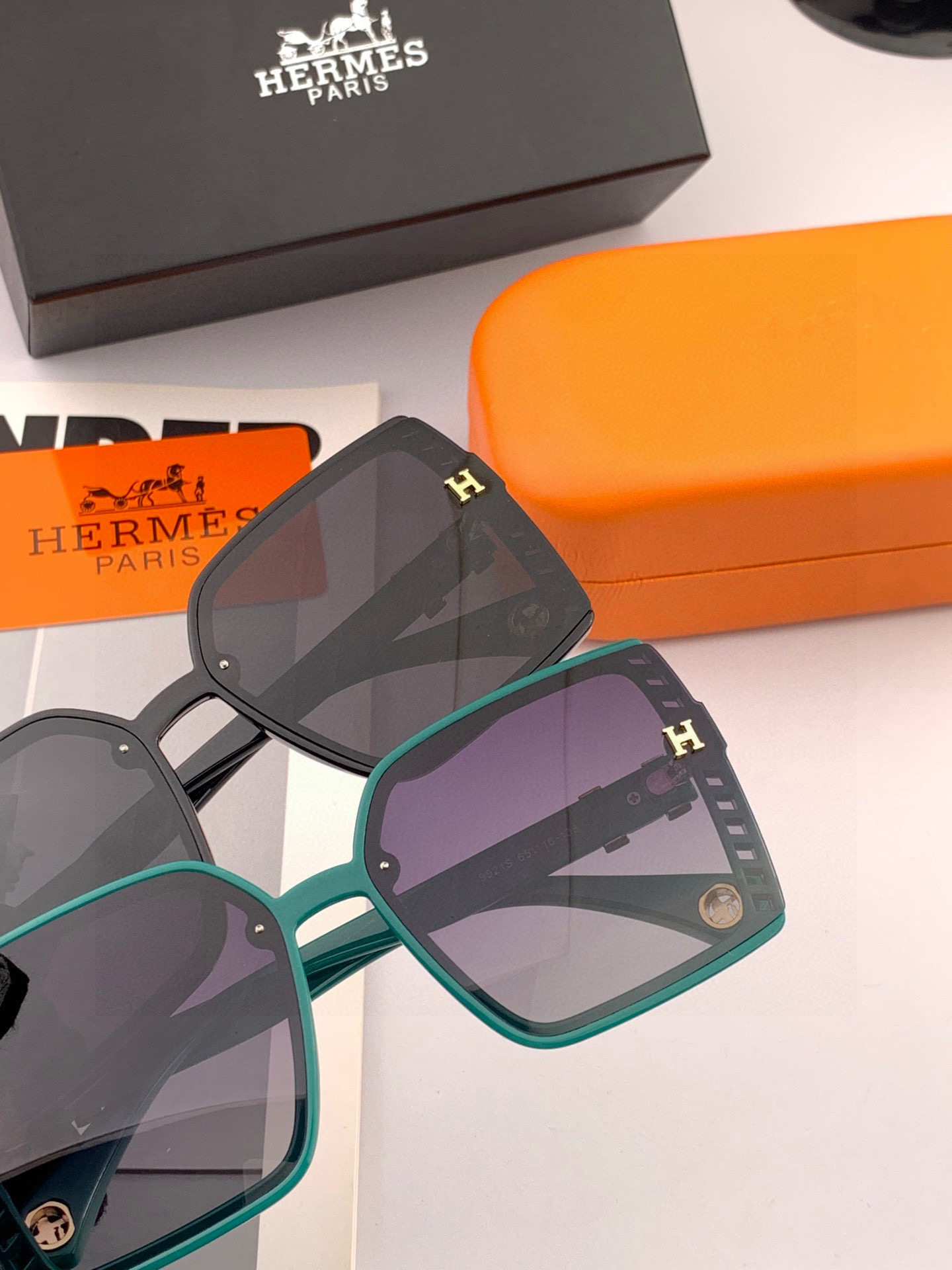 2025新款 爱马仕女士偏光太阳镜🕶️ 宝丽来高清镜片🎉高品质TR-90镜框 时尚百搭！型号：H1992