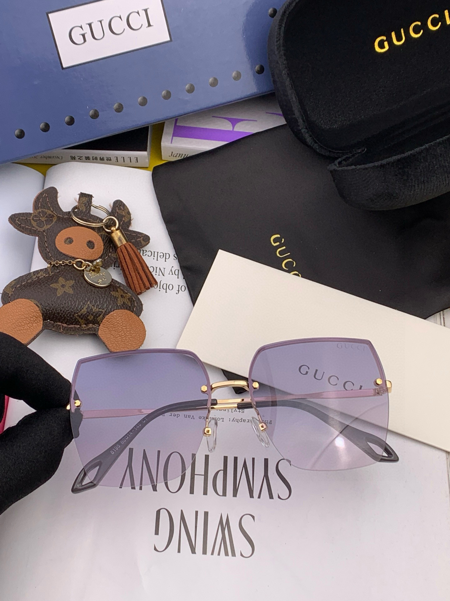 【CHANEL】香奈儿 潮流爆款 时尚大框太阳镜 佩戴舒适 网红潮款墨镜 ♥️♥️型号：CH5819