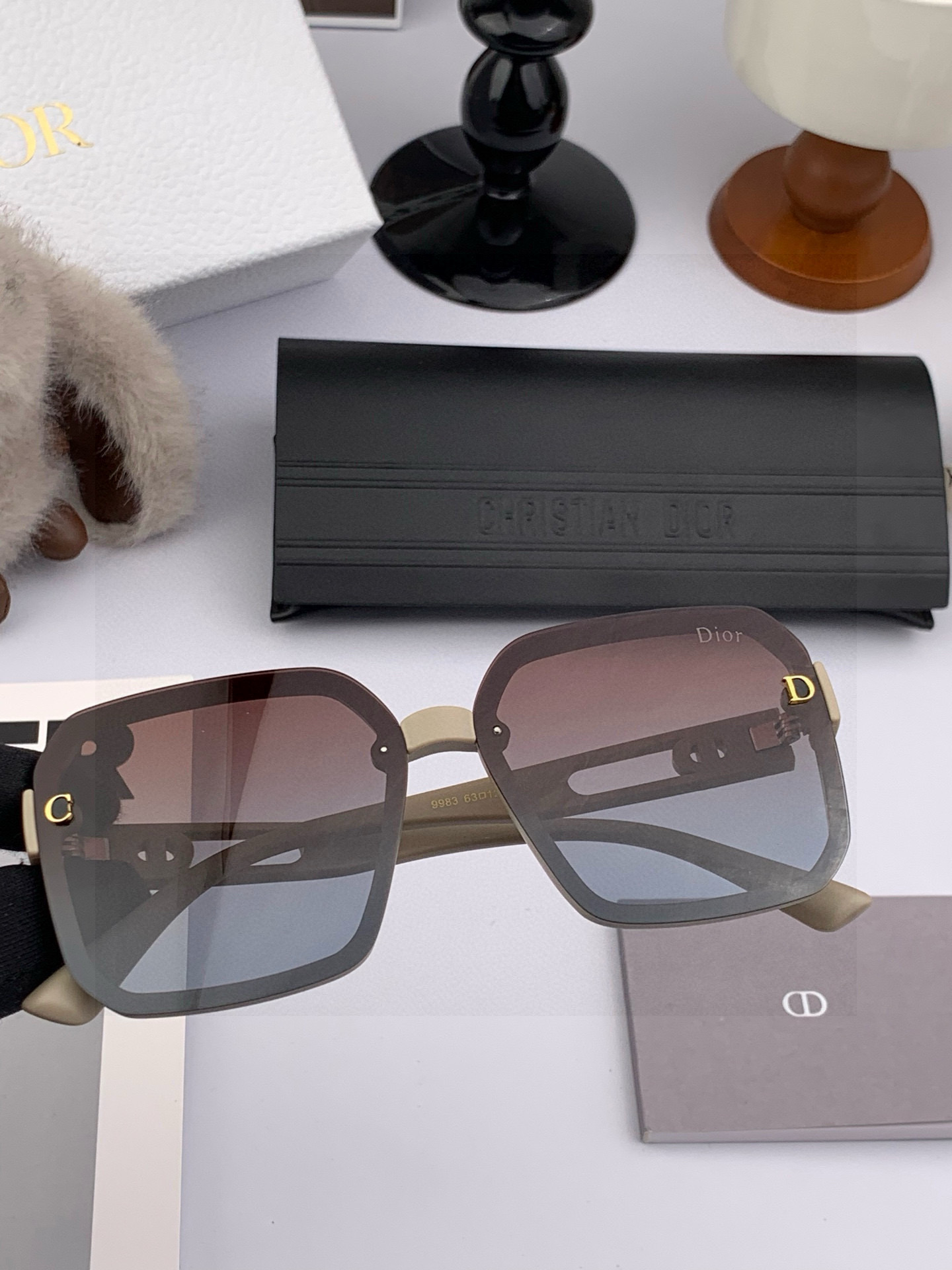 TR版本-偏光【独家大牌太阳镜无滤镜‼实拍上架 Dior官网最新发布新款太阳镜🕶，注意⚠我们是高清镜片，