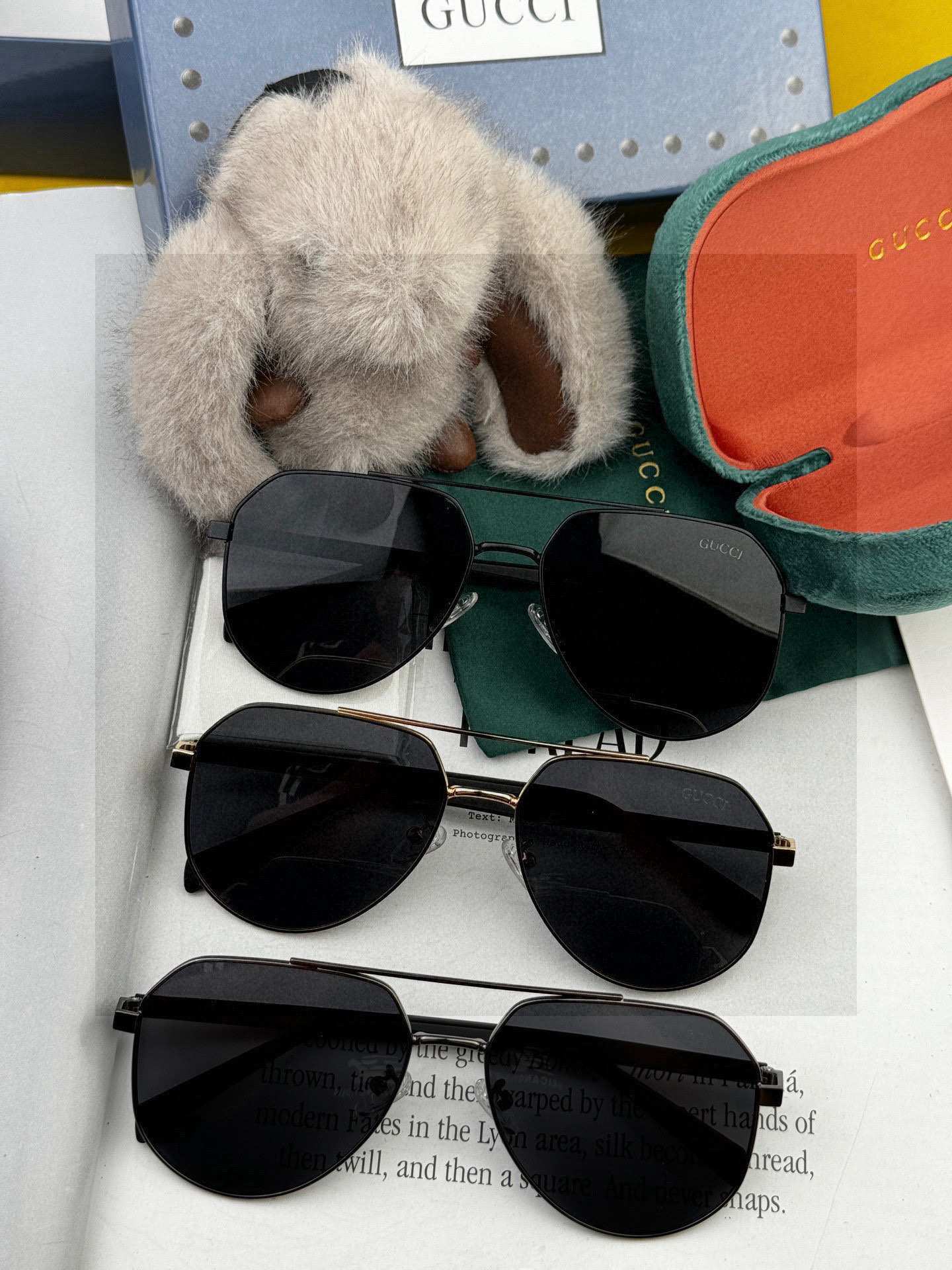 Gucci 。 高品质男女款墨镜 👍 进口宝丽来偏光镜片 。蛤蟆镜 开车钓鱼都可 。百搭显瘦墨镜韩版男士