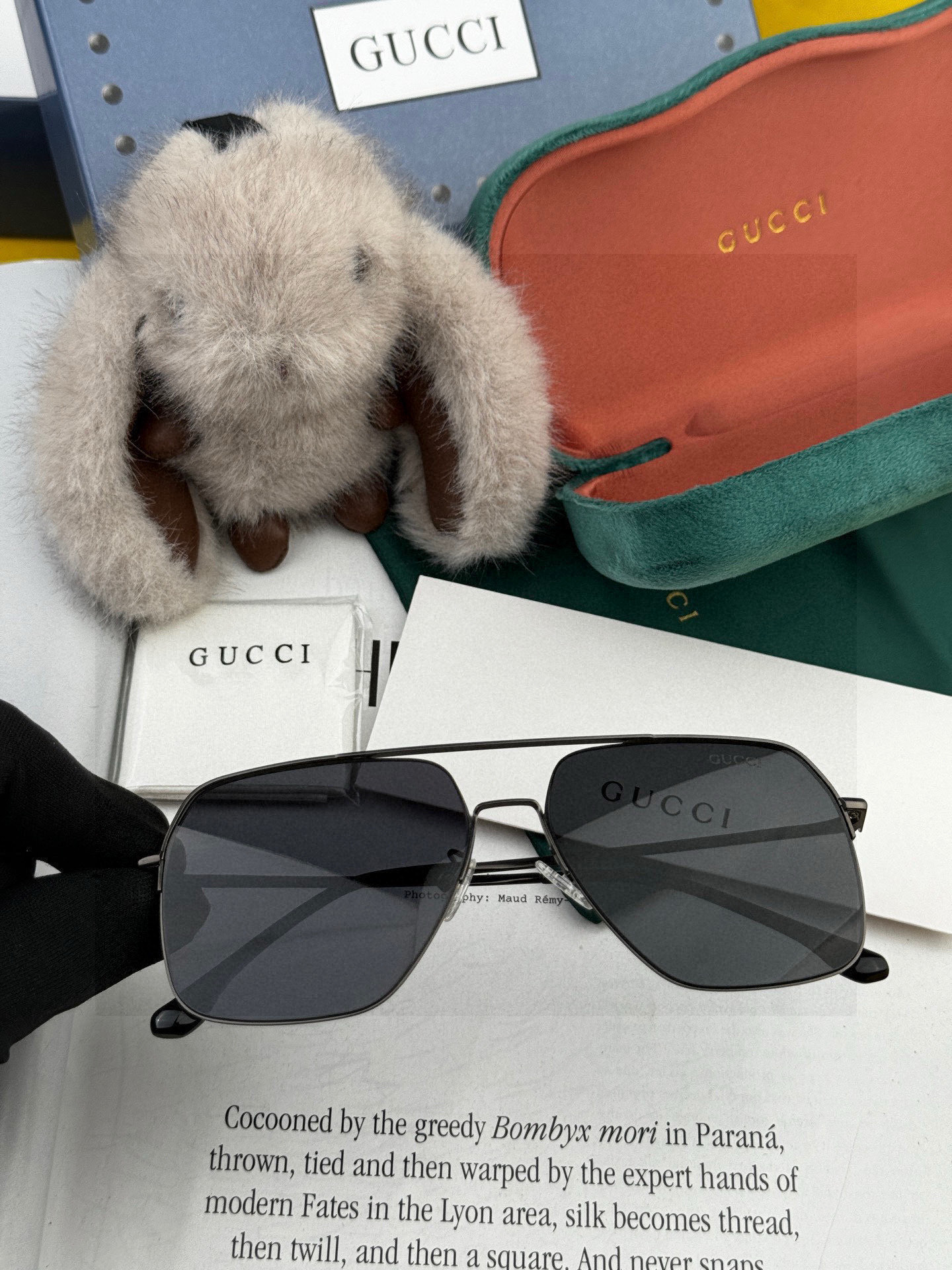 ♦️ GUCCI 2025新款男女情侣款太阳镜多边形墨镜iP电镀永不褪色 超轻超有弹性整幅眼镜无螺丝重要
