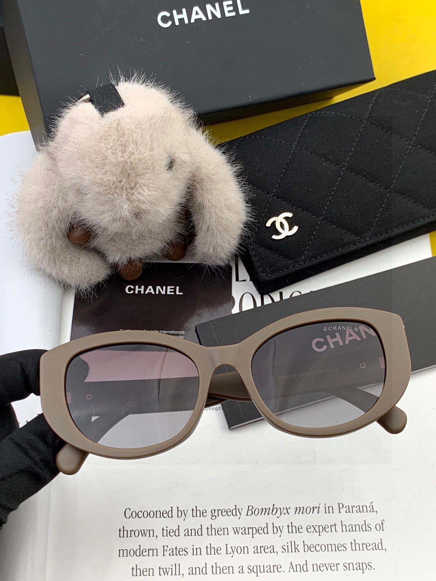 【CHANEL】香奈儿 2025新款潮流爆款 时尚圆框太阳镜 佩戴舒适 网红潮款墨镜 女士高清加厚偏光太