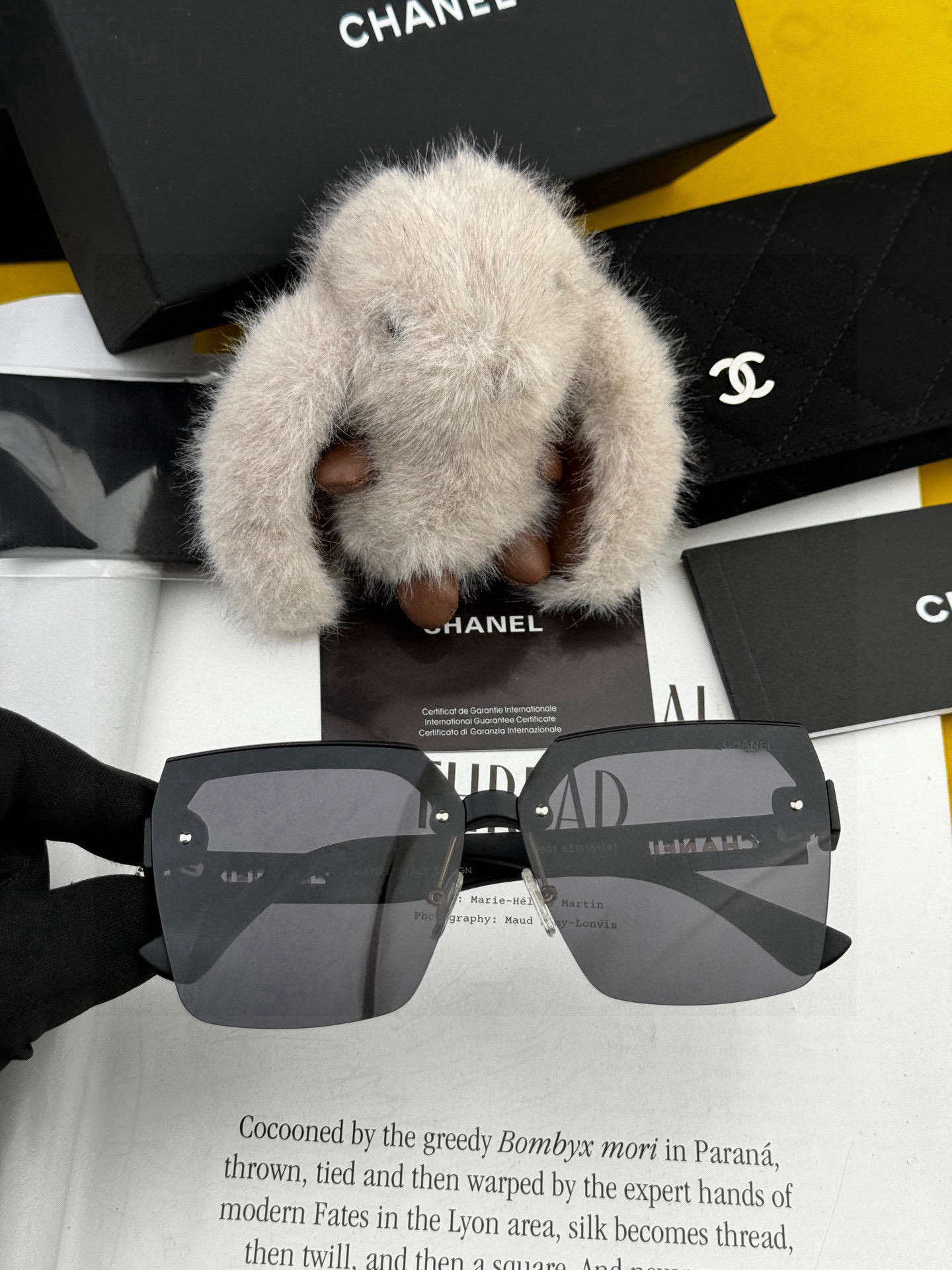 【CHANEL】香奈儿 2025新款潮流爆款 时尚方框太阳镜 佩戴舒适 网红潮款墨镜 女士高清加厚偏光太