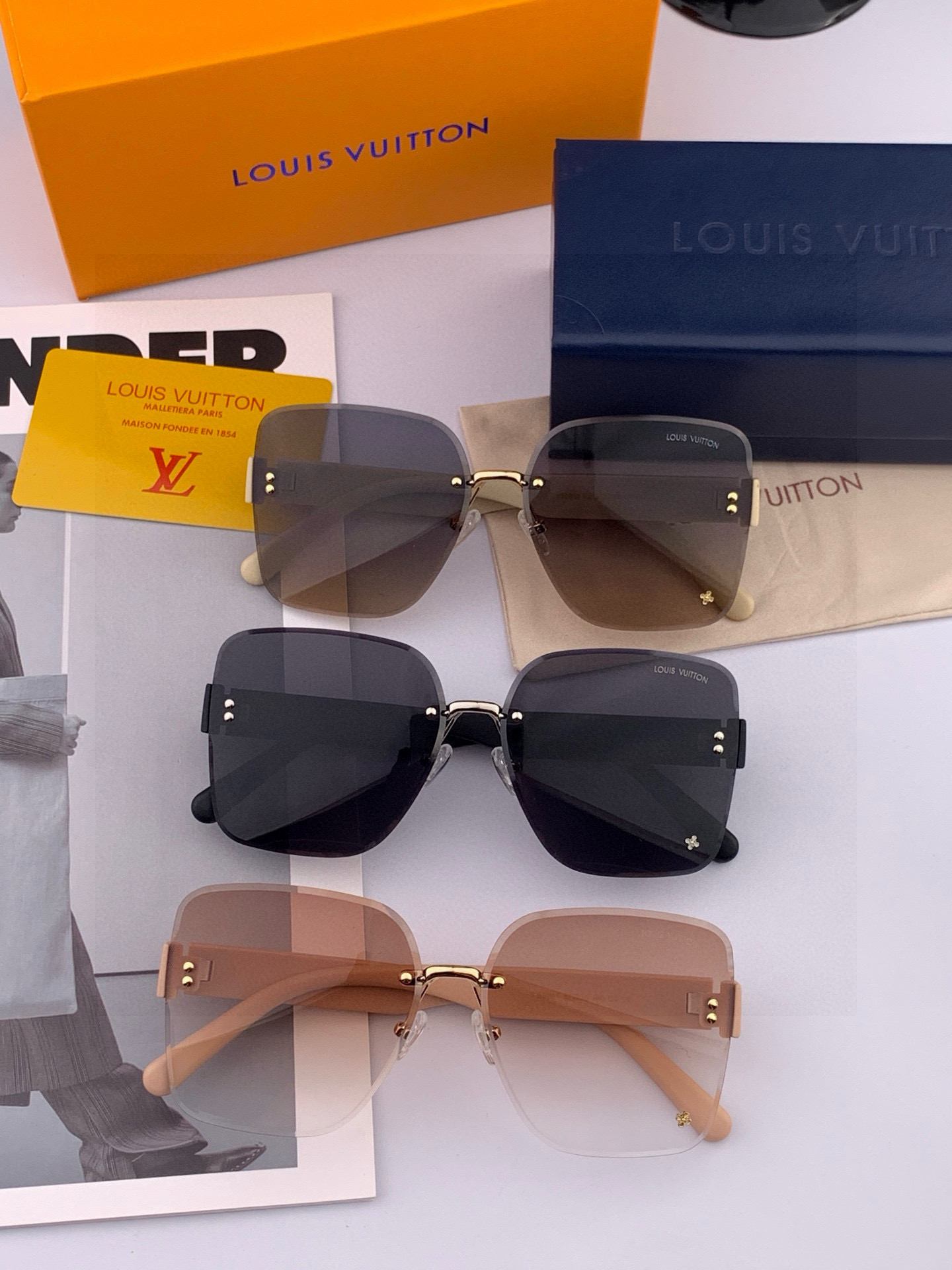 lv大框太阳镜墨镜经典的方框设计，不挑脸型，无论搭配大衣还是连衣裙都非常显气质尼龙镜片预防紫外线 型号：