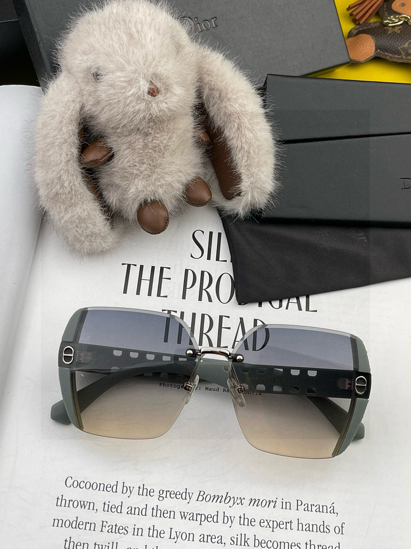 🔺 【DIOR-迪奥】2025开春新款 潮流爆款 时尚方框太阳镜 高品质 佩戴舒适 网红潮款墨镜 女士高