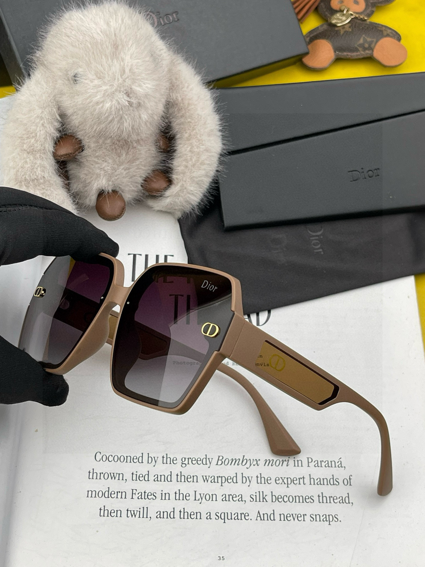 GUCCI 2025开春新款太阳镜 各路网红纷纷带起气场满分‼️ 俏皮甜美.上脸效果更佳.金属质感超好 