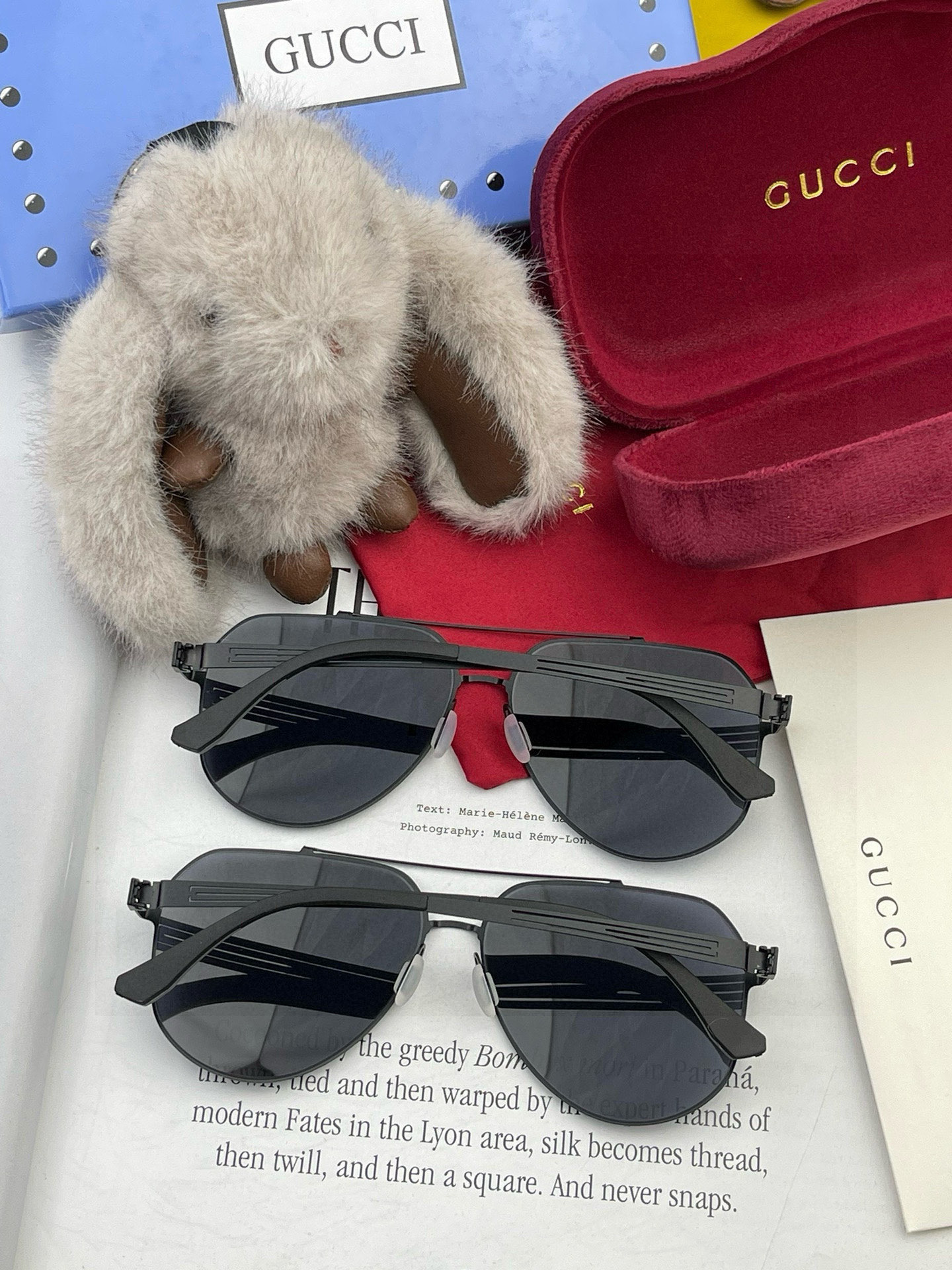 ♦️ GUCCI 2025新款男女情侣款太阳镜iP电镀永不褪色 超轻超有弹性整幅眼镜无螺丝重要的是压不坏