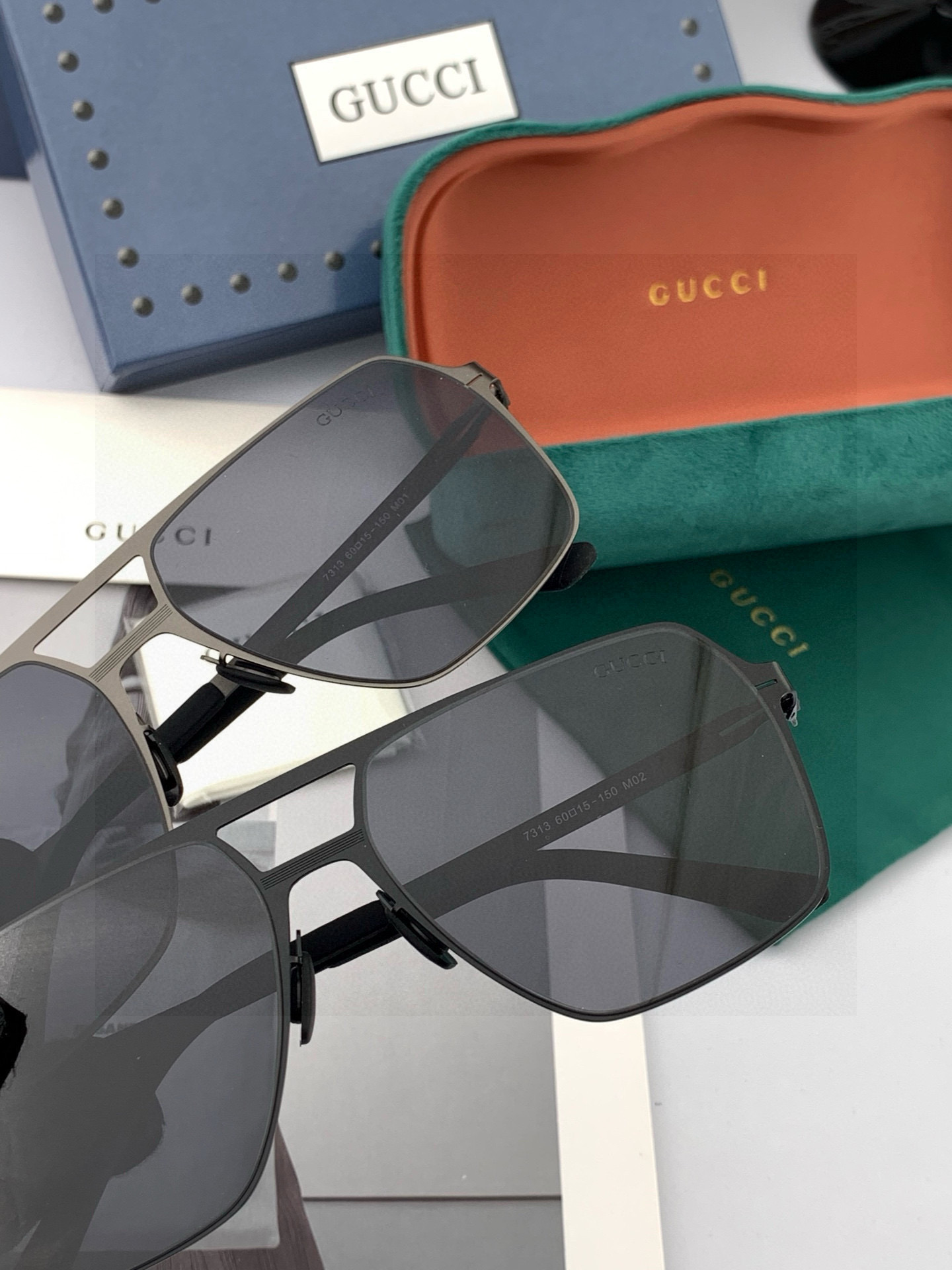 GUCC* 2025 新款男女情侣款太阳iP电镀永不褪色 卖点：超轻超有弹性整幅眼镜无螺丝重要的是压不坏