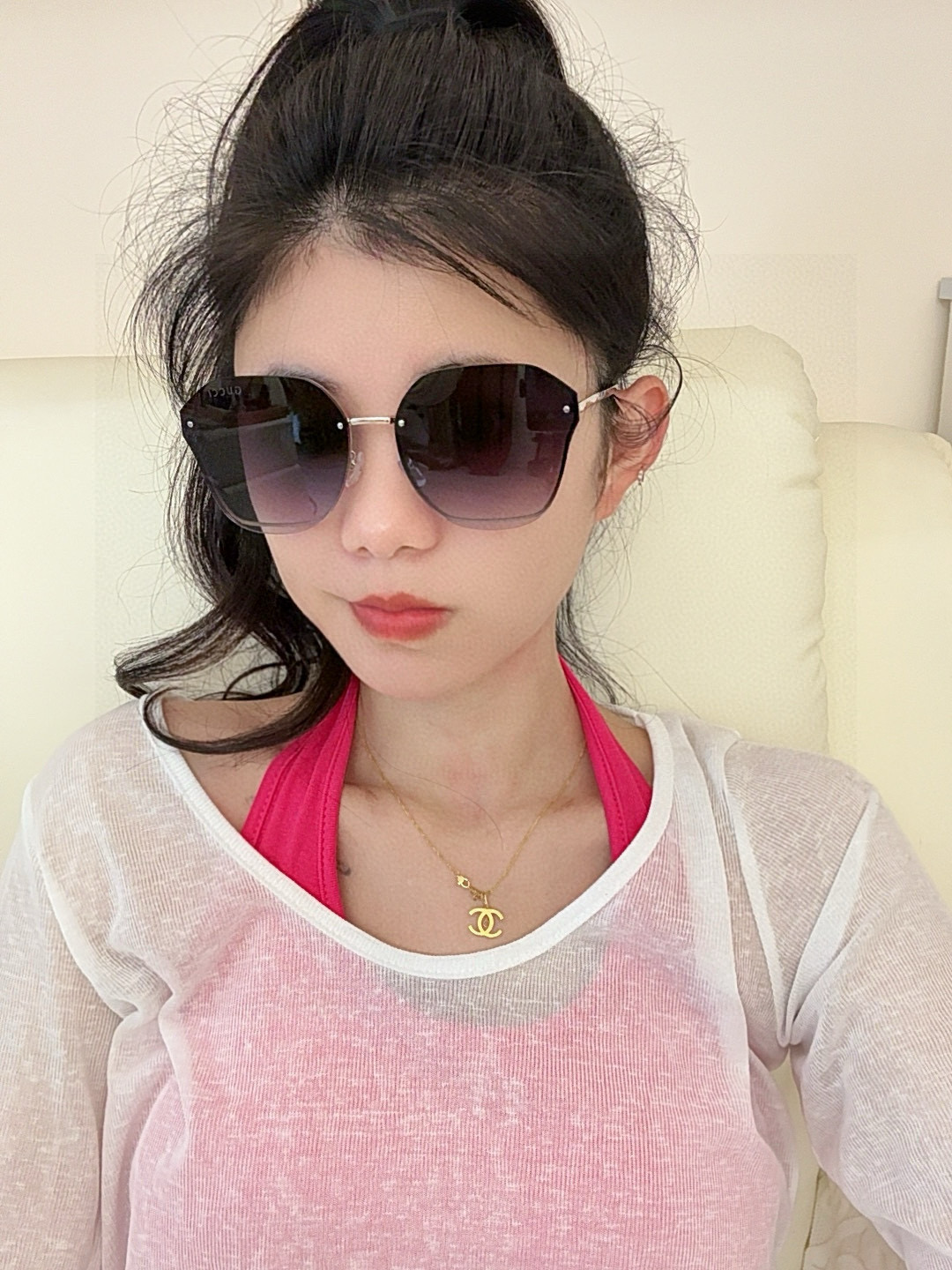 【GUCCI】 新款尼龙太眼镜，无框钻石 切边更有质感，大气女人范儿，大脸小脸都好看 ！型号：G1240