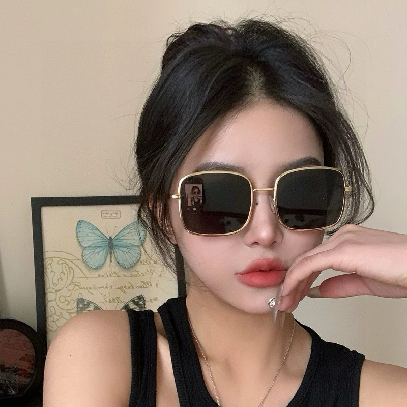 MAYBACH迈巴赫年度最牛硬货👍🏻 官网经典蛤蟆款 ❗️极力推荐款‼️选用定制进口板料双色拼腿 采用K