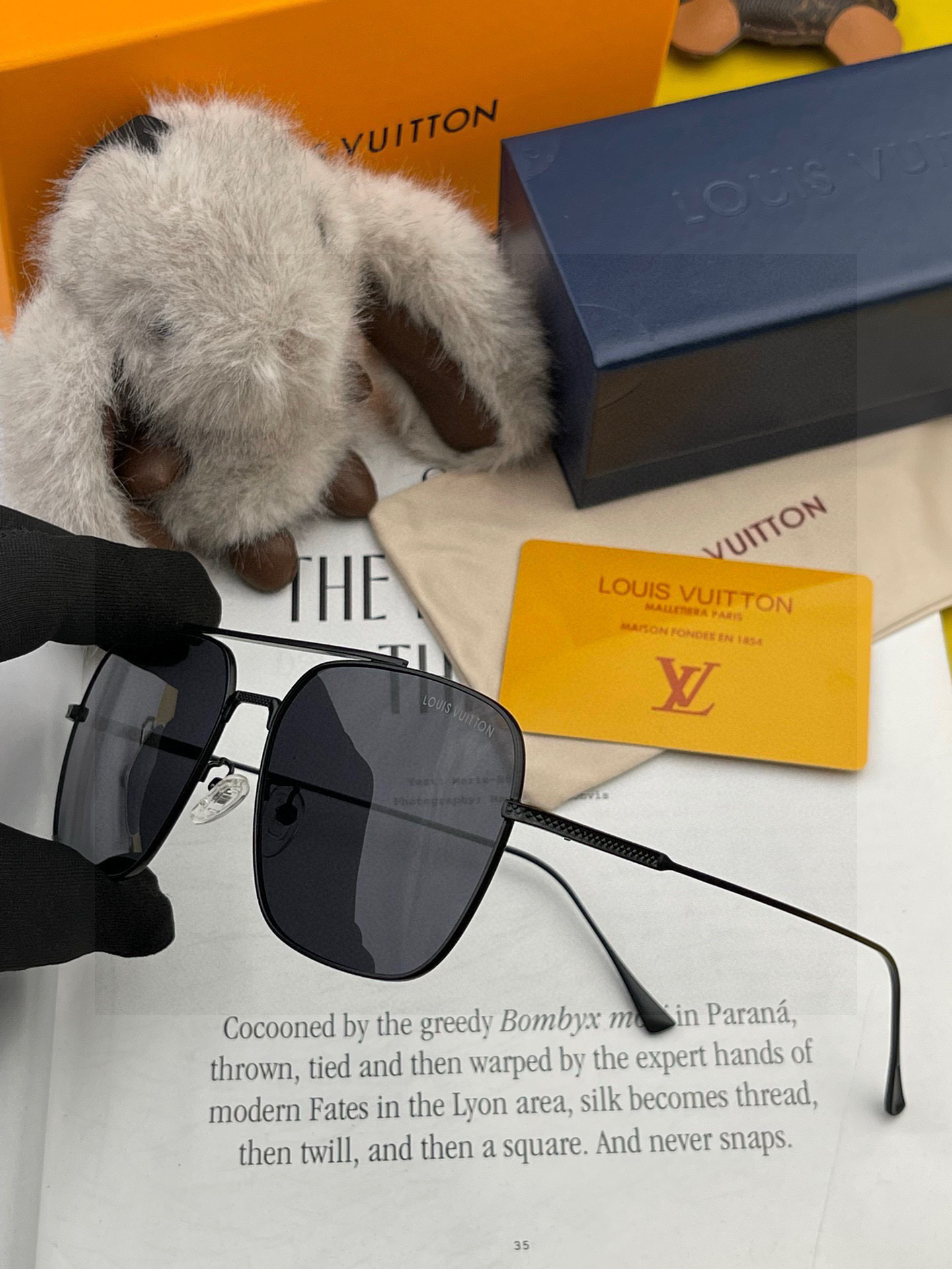 Lv 。 高品质男女款墨镜 👍 进口宝丽来偏光镜片 。蛤蟆镜 开车钓鱼都可 。百搭显瘦墨镜韩版男士飞行员