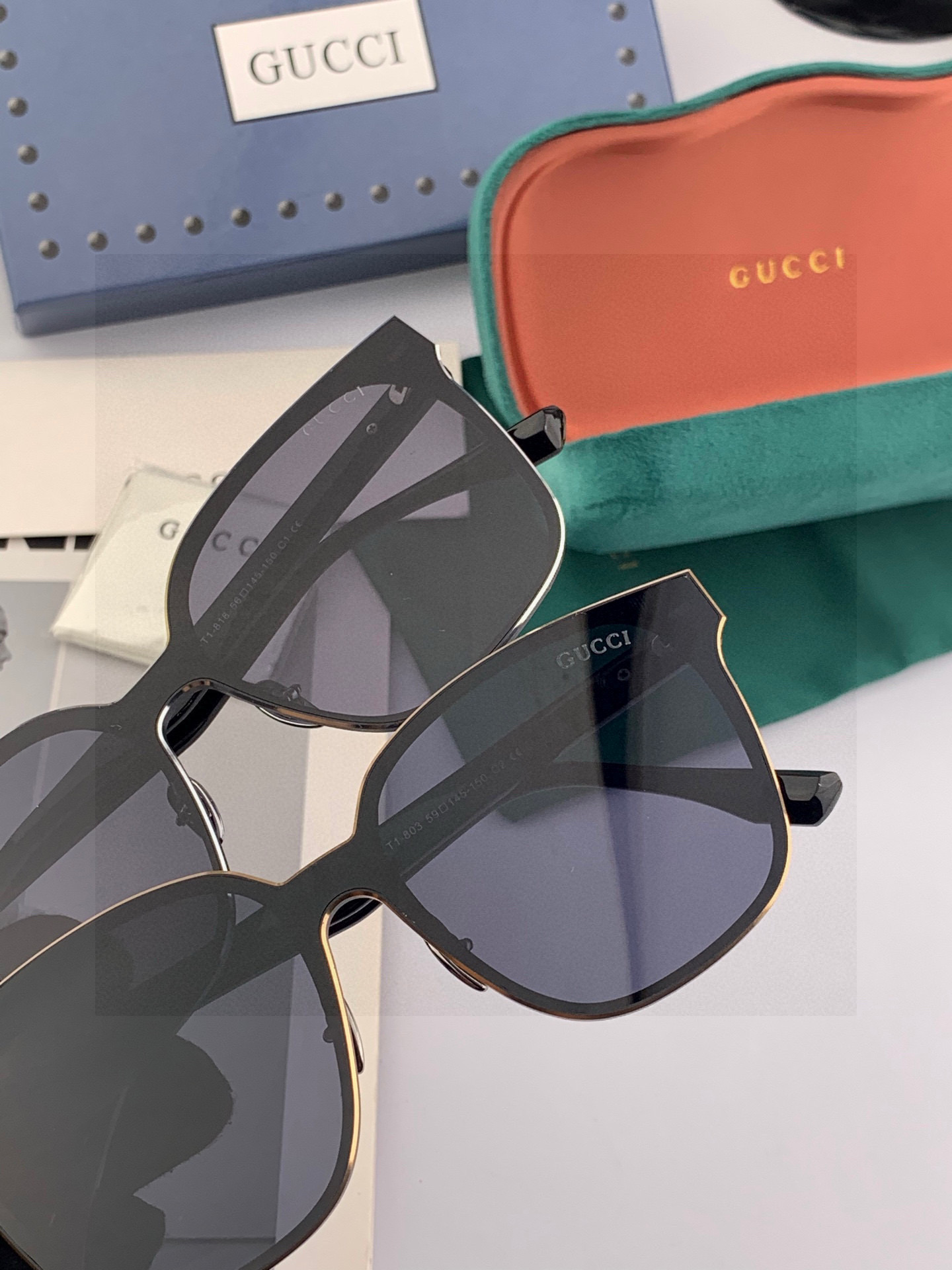 连体镜GUCCI2025开春新款一体镜 大框太阳镜男女同款 😎 爆款大框尼龙太阳镜 超逼格超酷 镜腿品牌