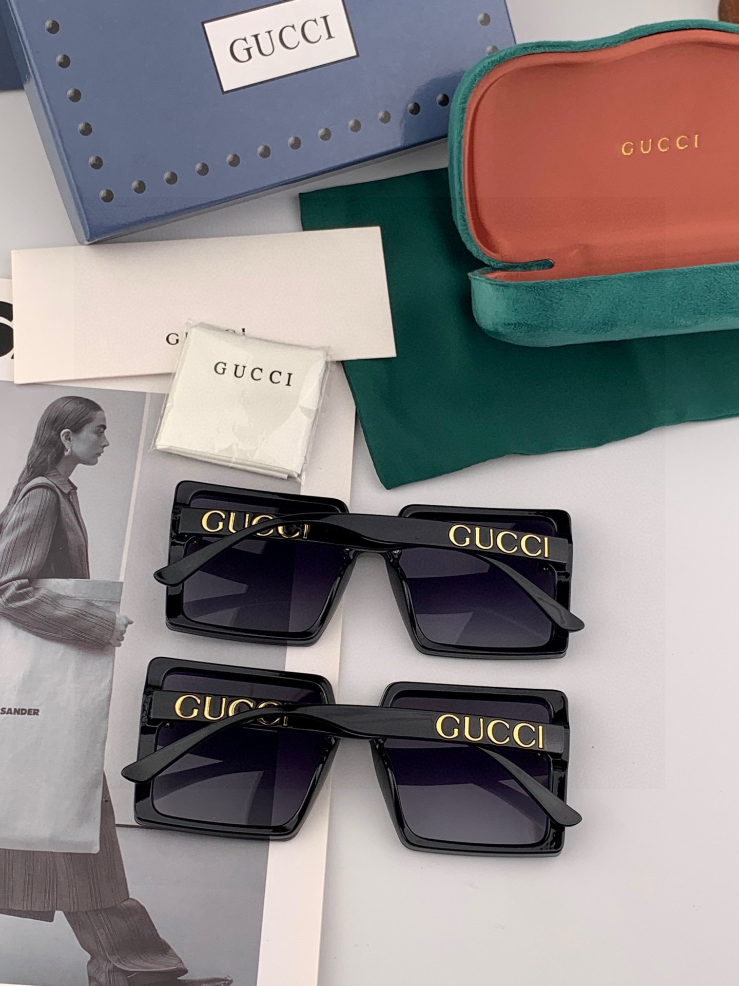 【TR偏光系列】 Gucci联名系列限量版经典的方框设计，不挑脸型，无论搭配大衣还是连衣裙都非常显气质 