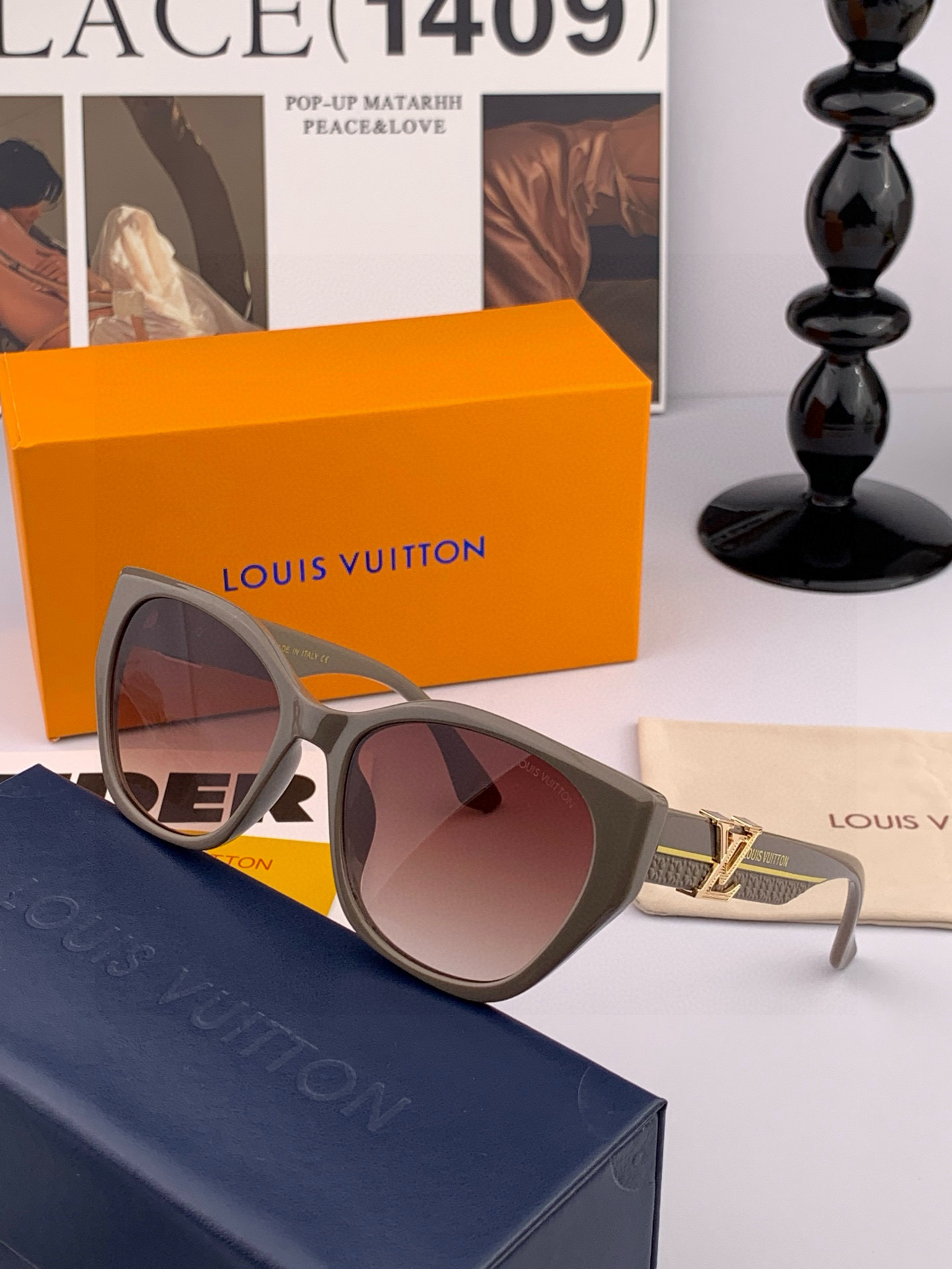 LV 2025年开春新款 潮流爆款 时尚方框太阳镜 高品质 佩戴舒适 网红潮款墨镜 型号L4550