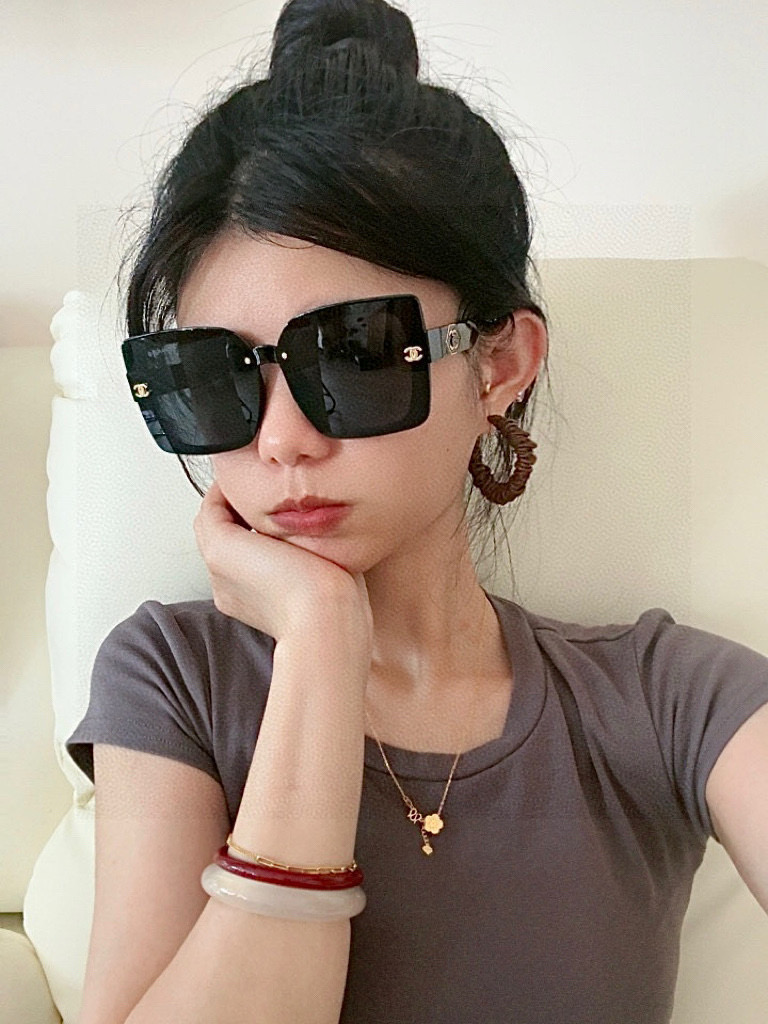 🔺CHANEL🔻2025官方早春新款，众多明星同款[色]香奈儿‼️‼️新款大框墨镜 ，🌈🌈宝丽来超清太阳
