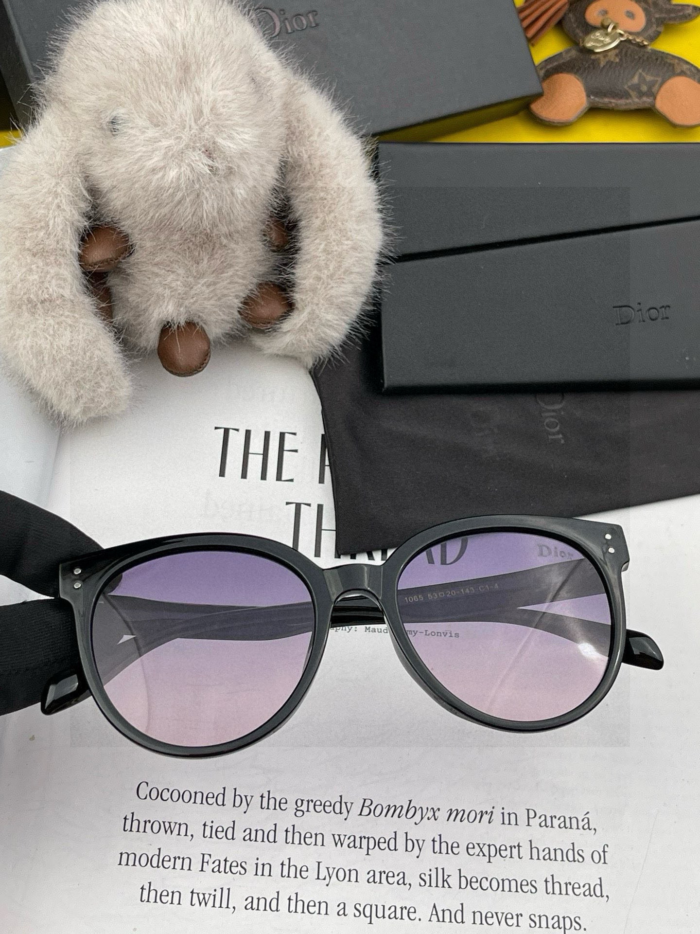 🔺 【DIOR-迪奥】2025开春新款 潮流爆款 时尚圆框偏光太阳镜 高品质 佩戴舒适 网红潮款墨镜 型