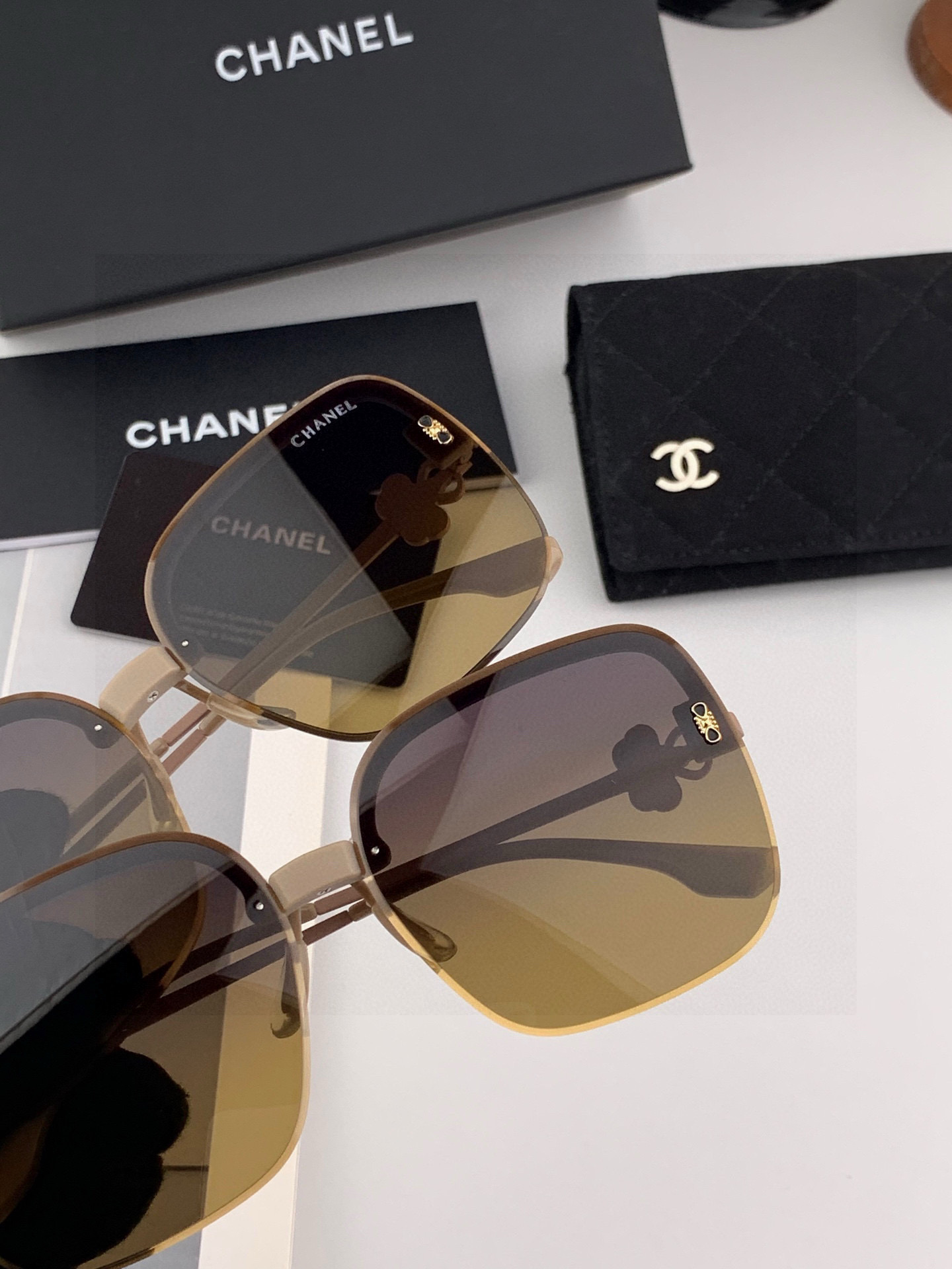 🔺 【香奈儿-尼龙偏光太阳镜】2025开春新款 潮流爆款 时尚圆框偏光太阳镜 高品质 佩戴舒适 网红潮款