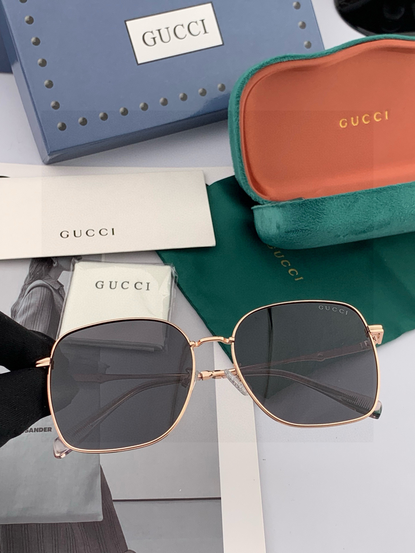 【尼龙偏光系列】GUCCI太阳镜墨圆框设计，不挑脸型，无论搭配大衣还是连衣裙都非常显气质尼龙偏光镜片预防