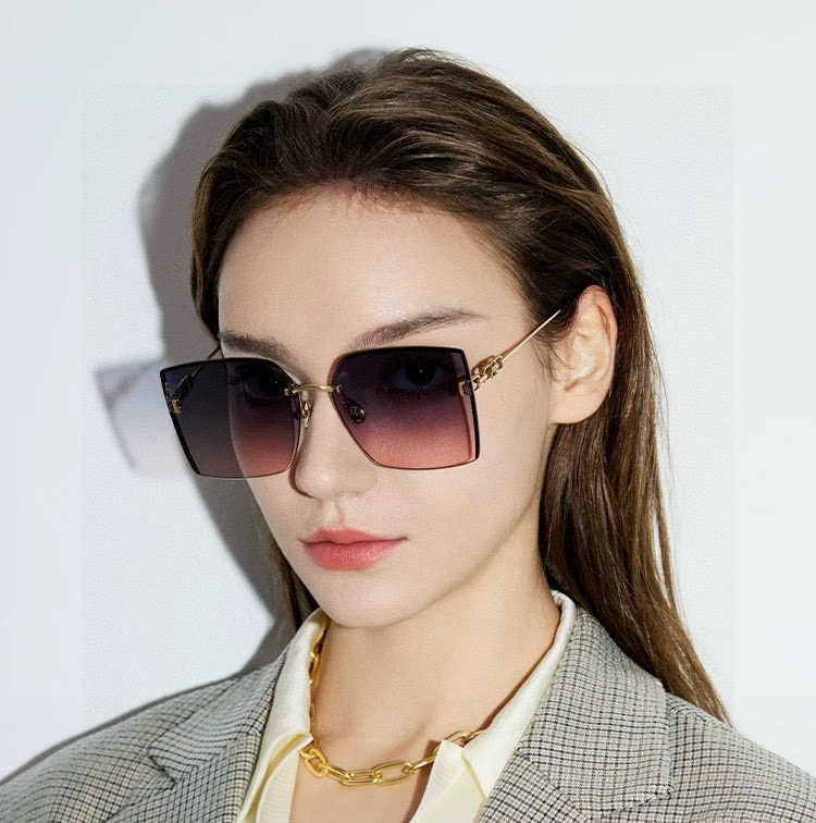 【尼龙偏光系列】爱马仕无框太阳镜墨方框设计，不挑脸型，无论搭配大衣还是连衣裙都非常显气质尼龙偏光镜片预防