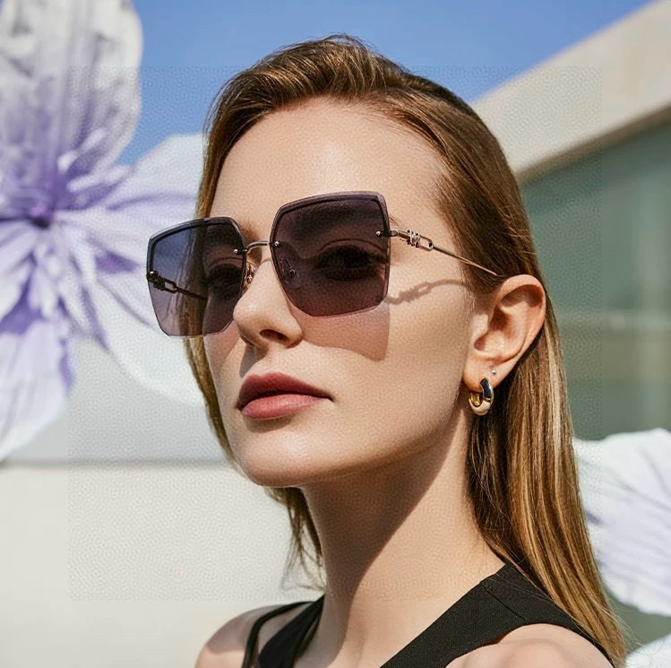 【尼龙偏光系列】爱马仕无框太阳镜墨方框设计，不挑脸型，无论搭配大衣还是连衣裙都非常显气质尼龙偏光镜片预防