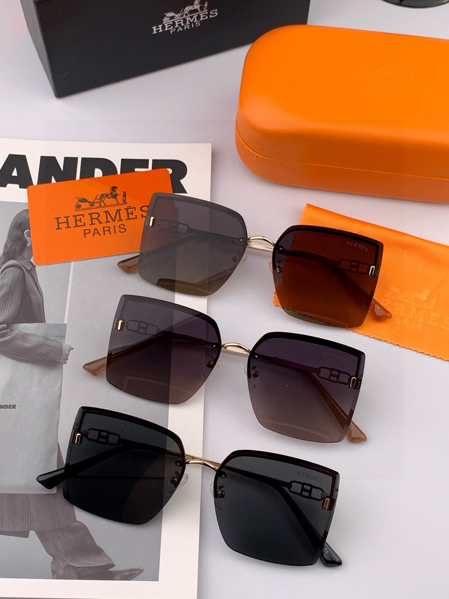 【尼龙偏光系列】爱马仕无框太阳镜墨方框设计，不挑脸型，无论搭配大衣还是连衣裙都非常显气质尼龙偏光镜片预防