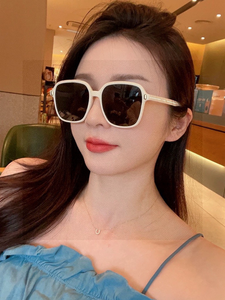 🔺GUCCI🔻古驰 GG方框太阳镜 完美品质 🎓独特设计 适合各种脸型 亮相时装周 超时尚百搭 实物精致