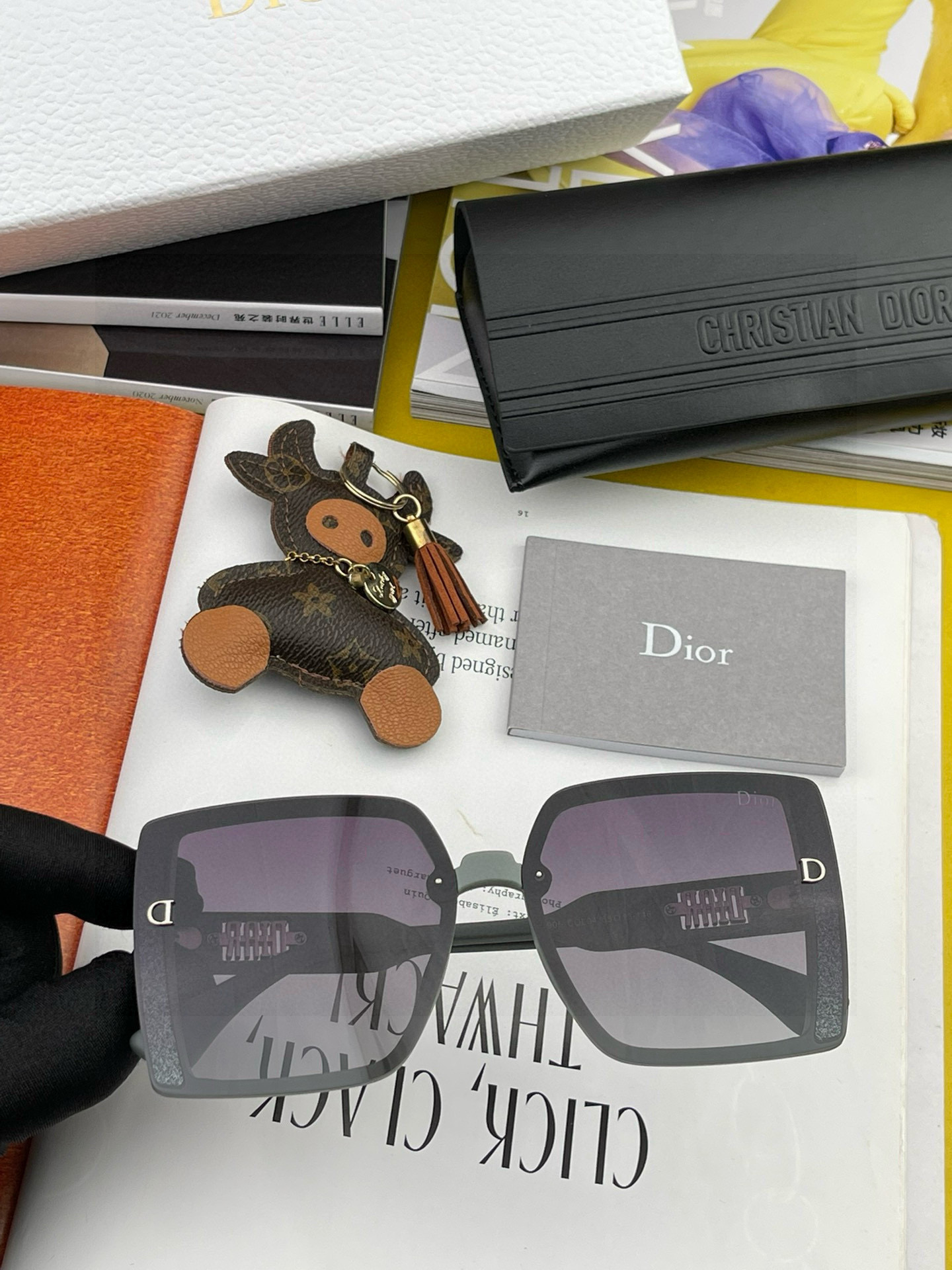 🔺 【DIOR-迪奥】2025开春新款 潮流爆款 时尚方框偏光太阳镜 高品质 佩戴舒适 网红潮款墨镜 型