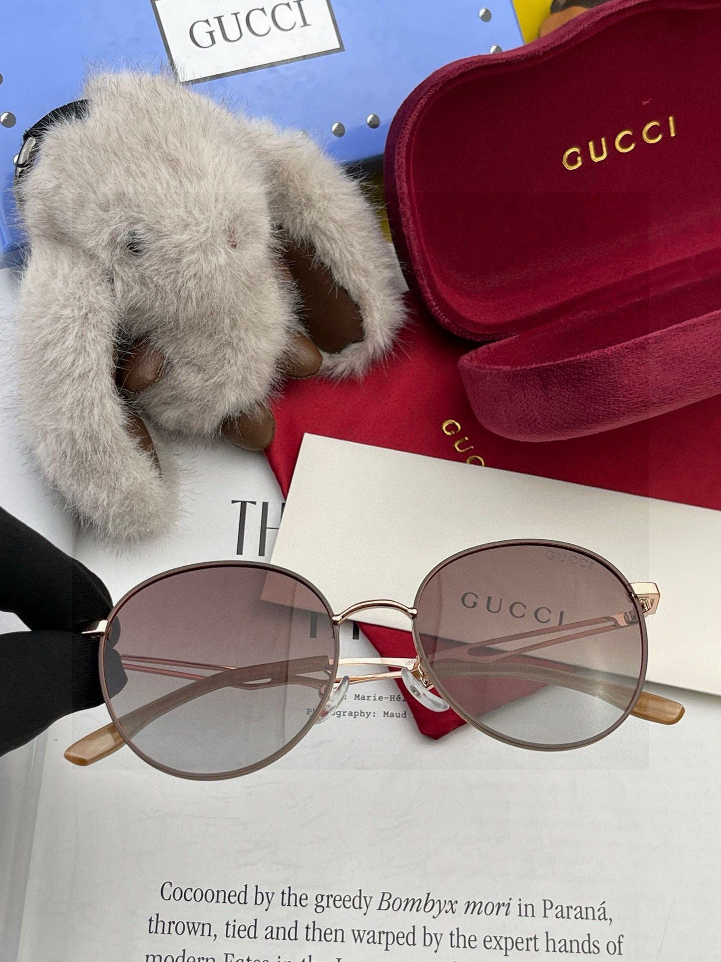 GUCCI 2025开春新款 最新款圆框太阳镜 各路网红纷纷带起气场满分‼️ 俏皮甜美.上脸效果更佳.金