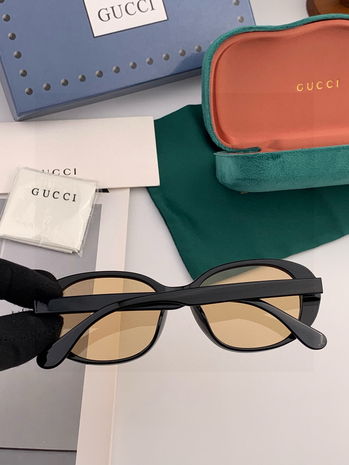 🔺GUCCI🔻古驰 GG方框太阳镜 完美品质 🎓独特设计 适合各种脸型 亮相时装周 超时尚百搭 实物精致